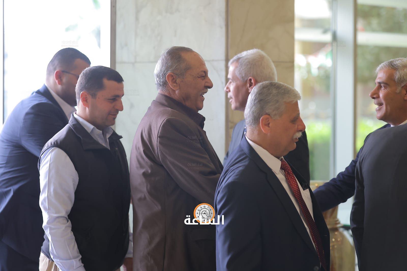 Madar Al-Saa Images 0.6877322365847429