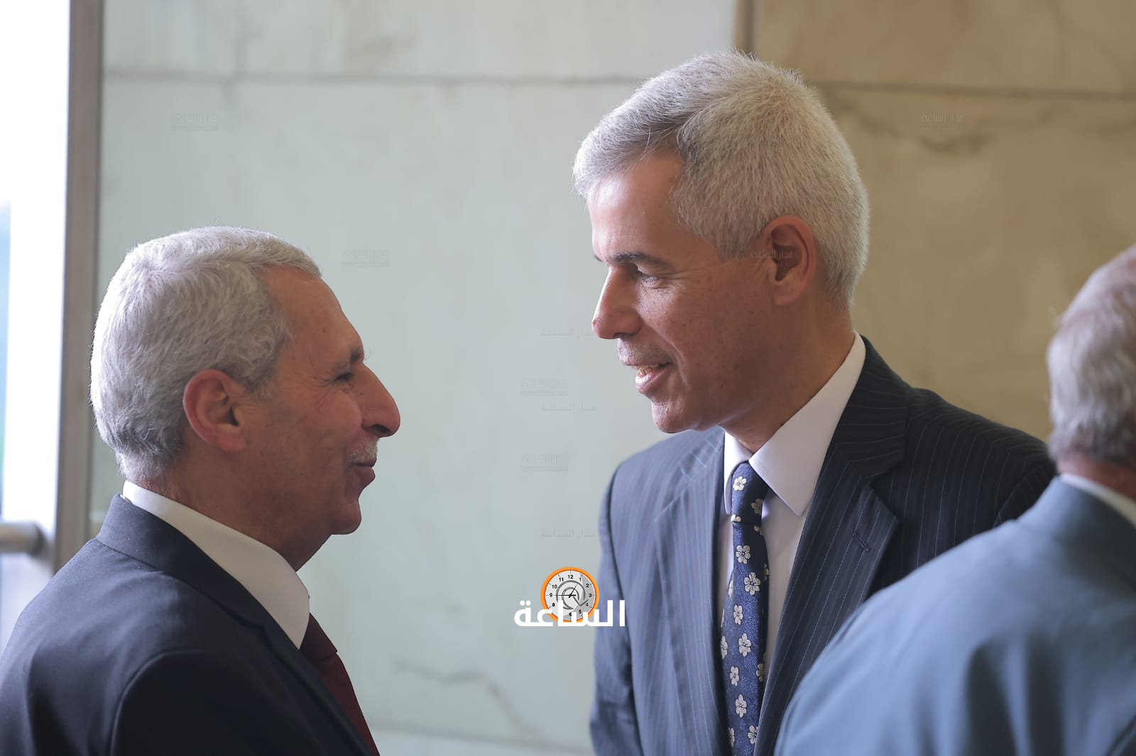 Madar Al-Saa Images 0.19197340324329826