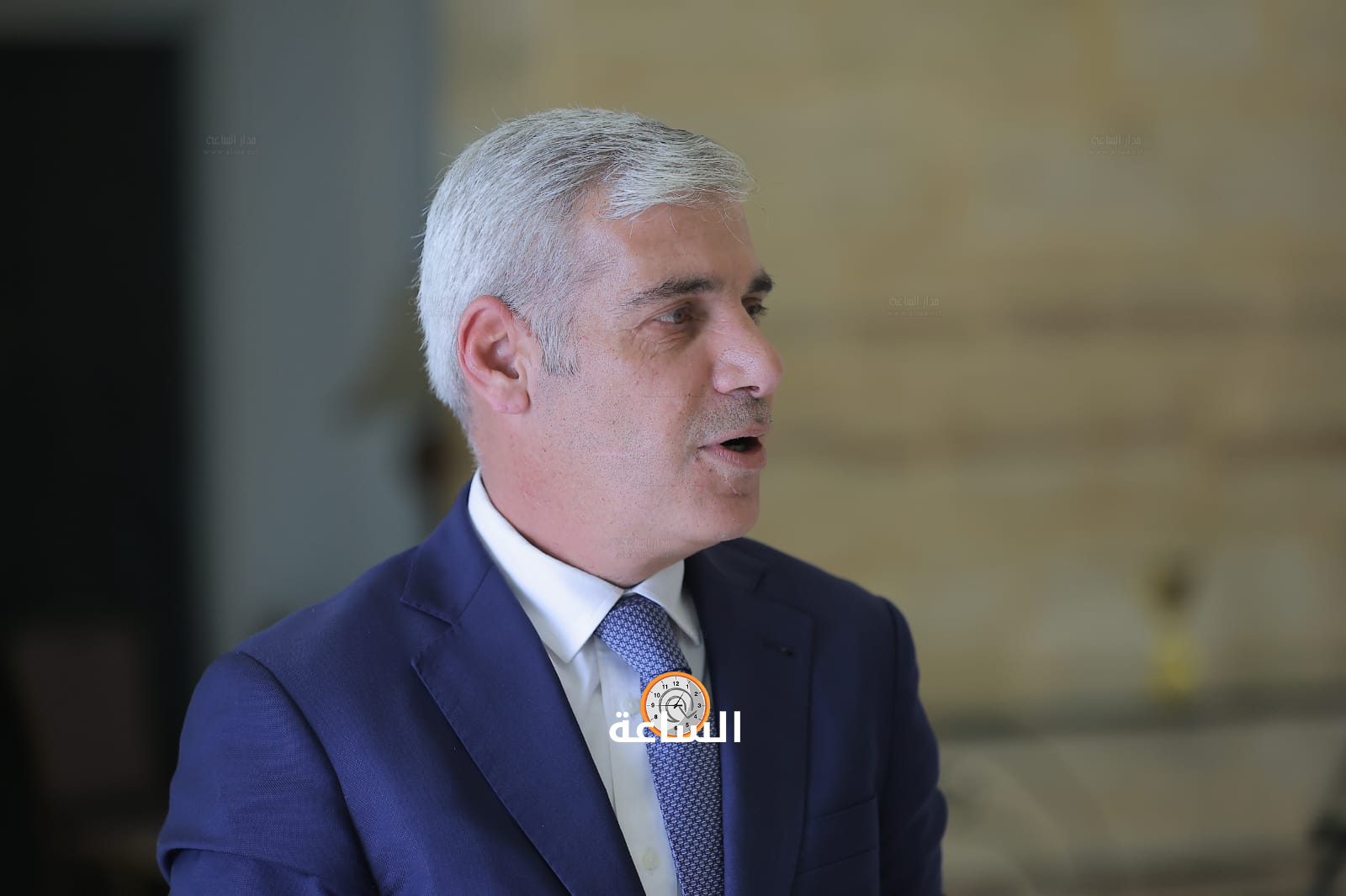 Madar Al-Saa Images 0.39963515521254667