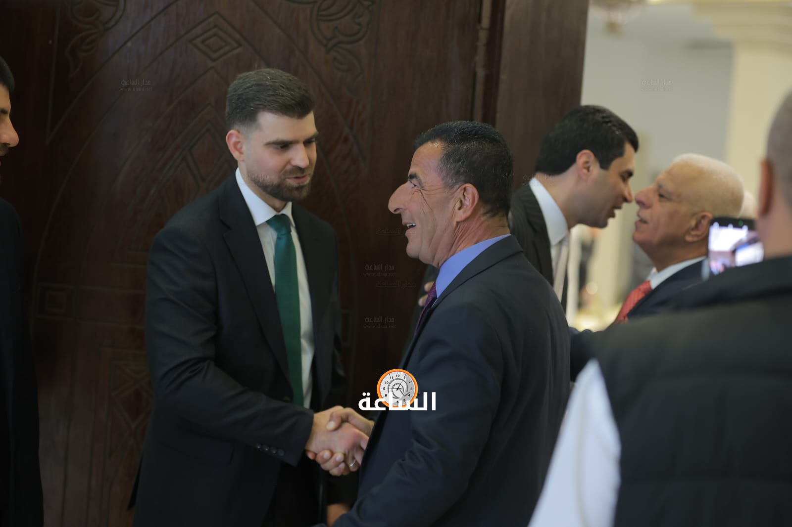 Madar Al-Saa Images 0.6261684244273164