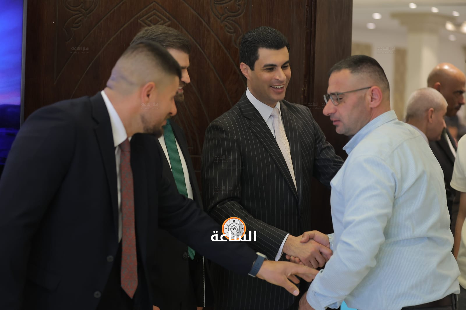 Madar Al-Saa Images 0.09724489635954714