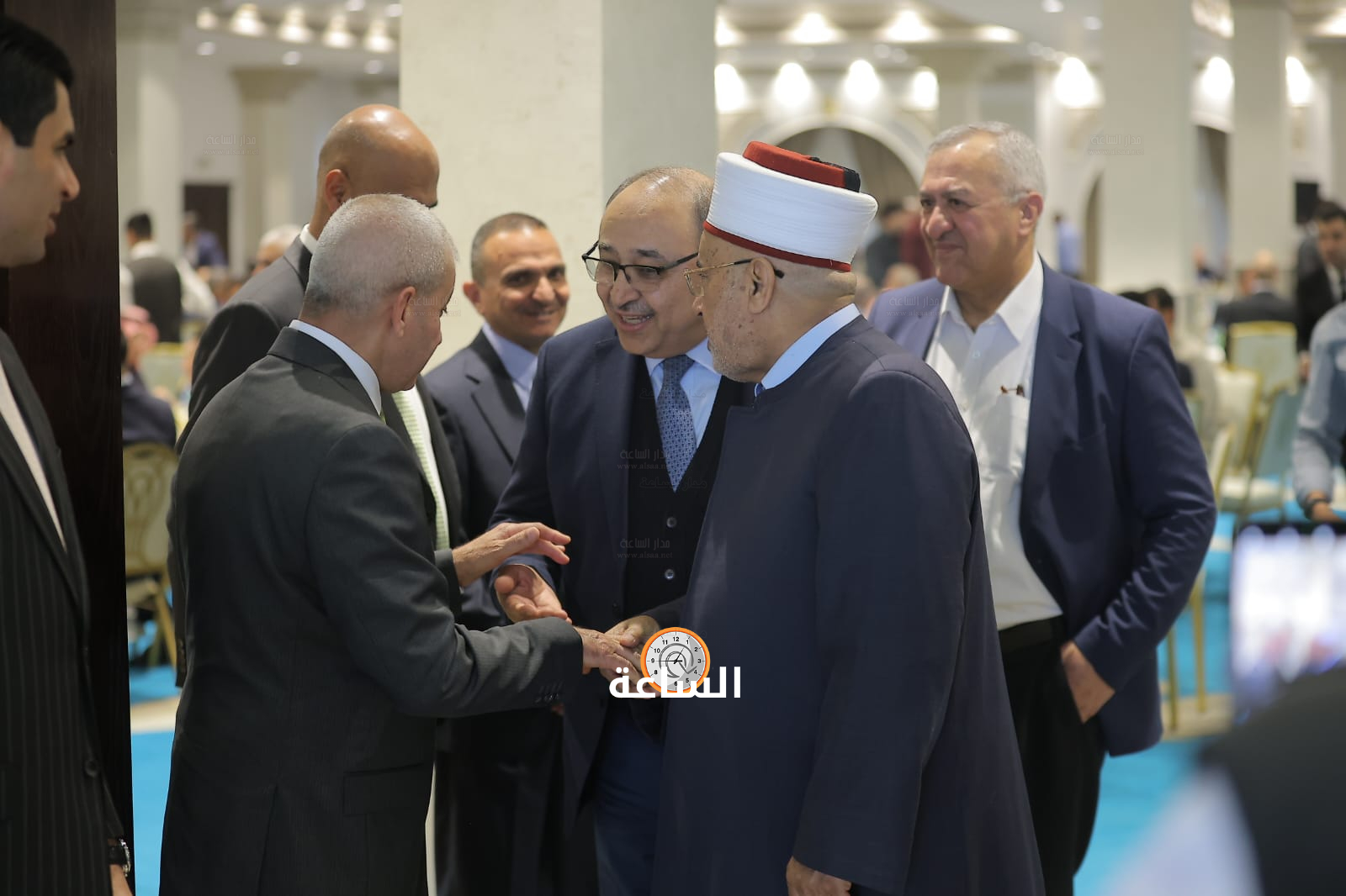 Madar Al-Saa Images 0.9799686346866129