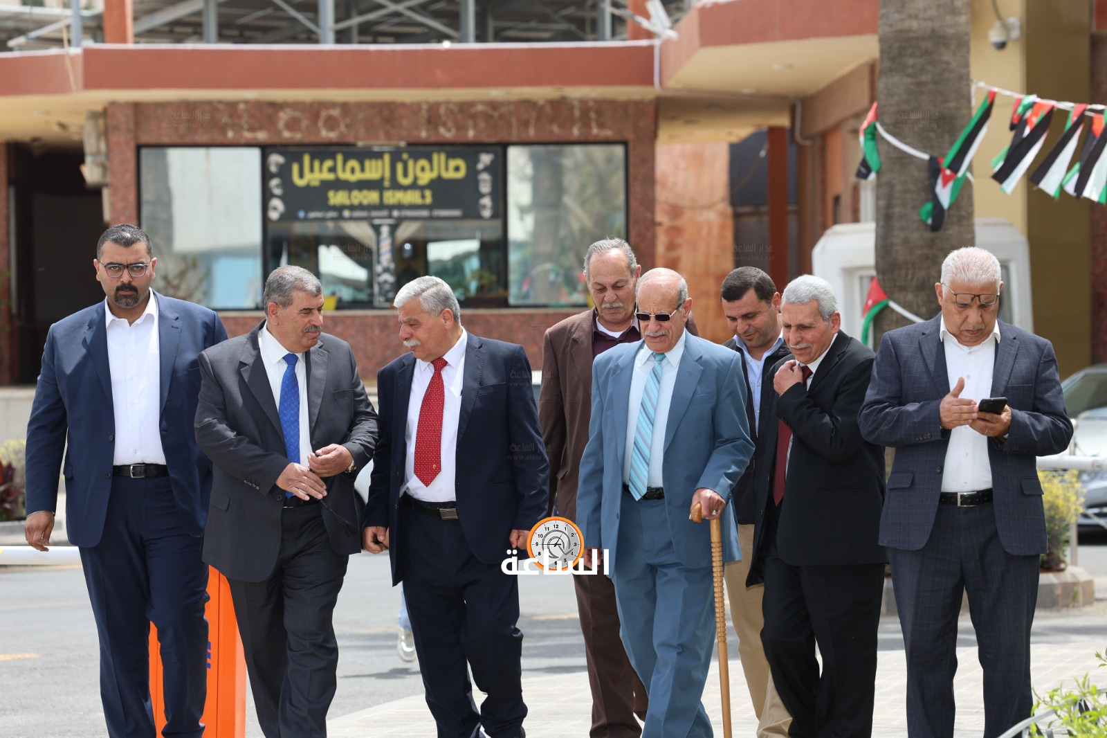 Madar Al-Saa Images 0.4384688133458573