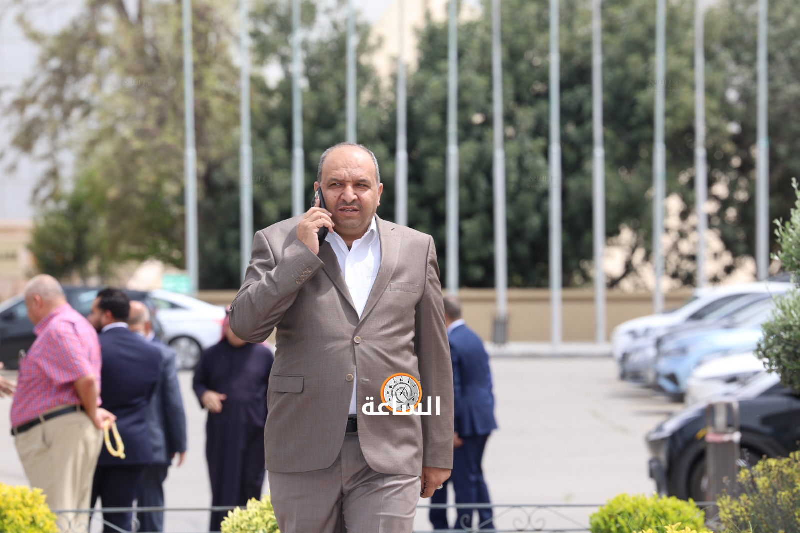 Madar Al-Saa Images 0.32103197494102753