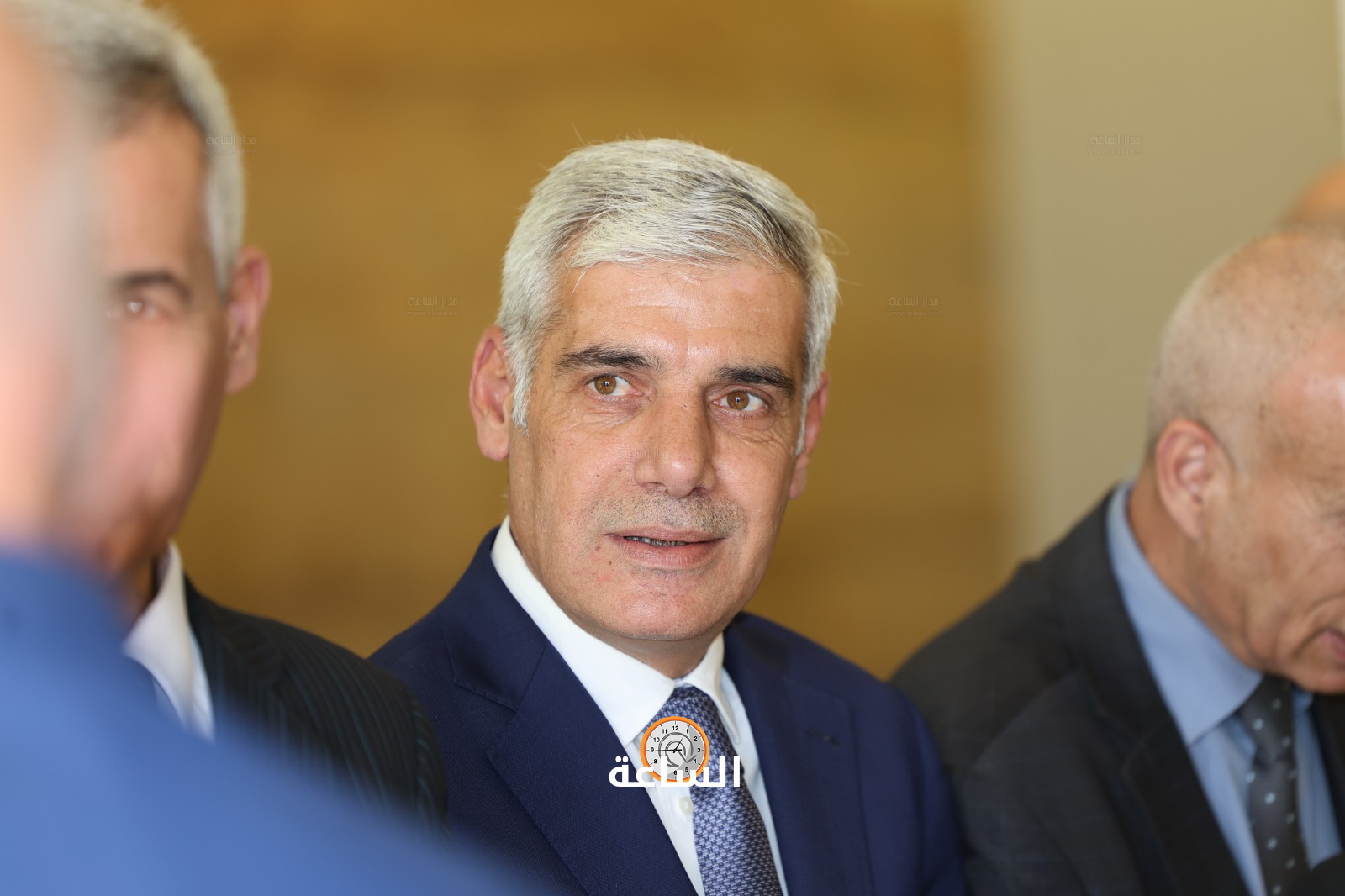 Madar Al-Saa Images 0.1591411938724685