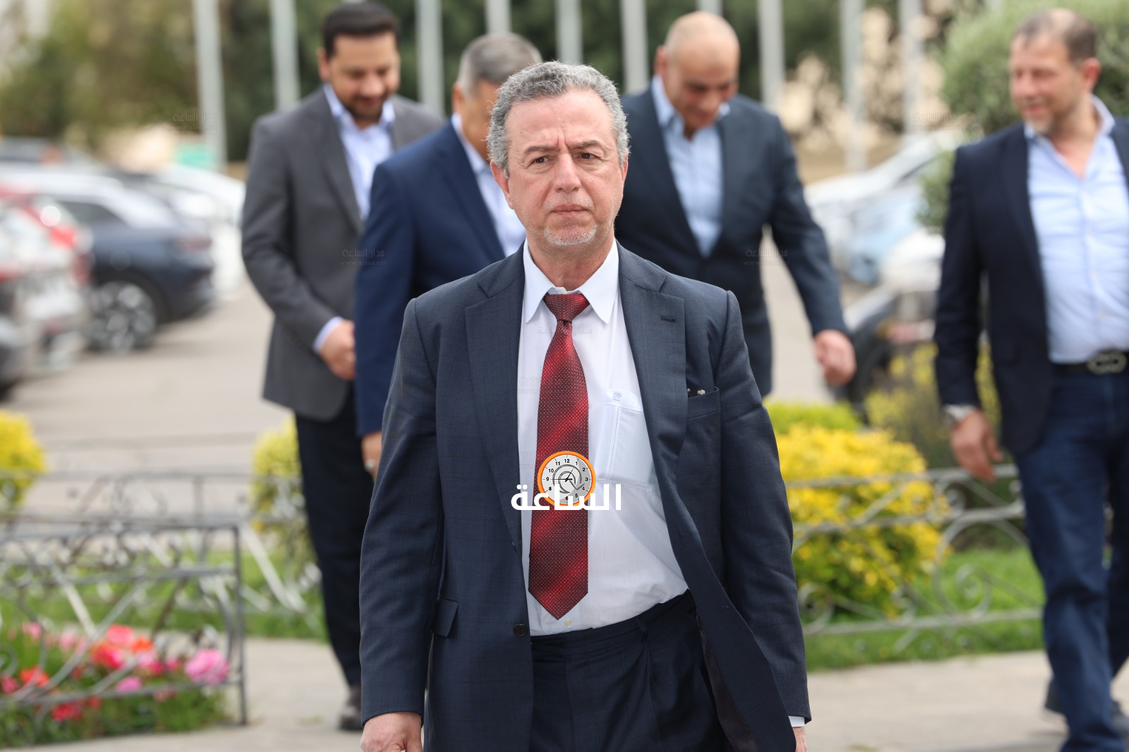 Madar Al-Saa Images 0.5372224150278145