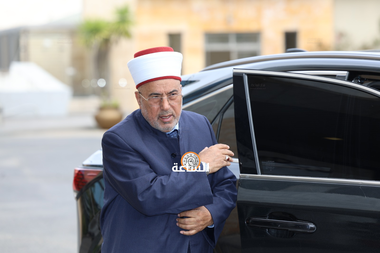 Madar Al-Saa Images 0.3923674330201362