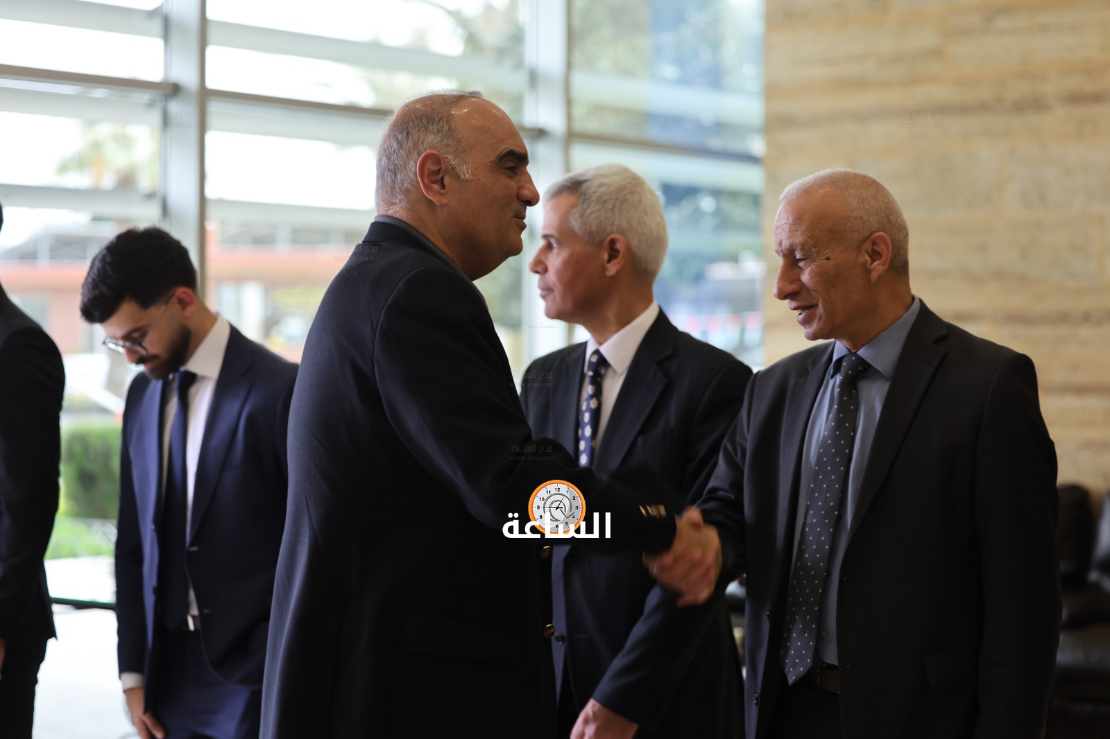 Madar Al-Saa Images 0.1041568616908336