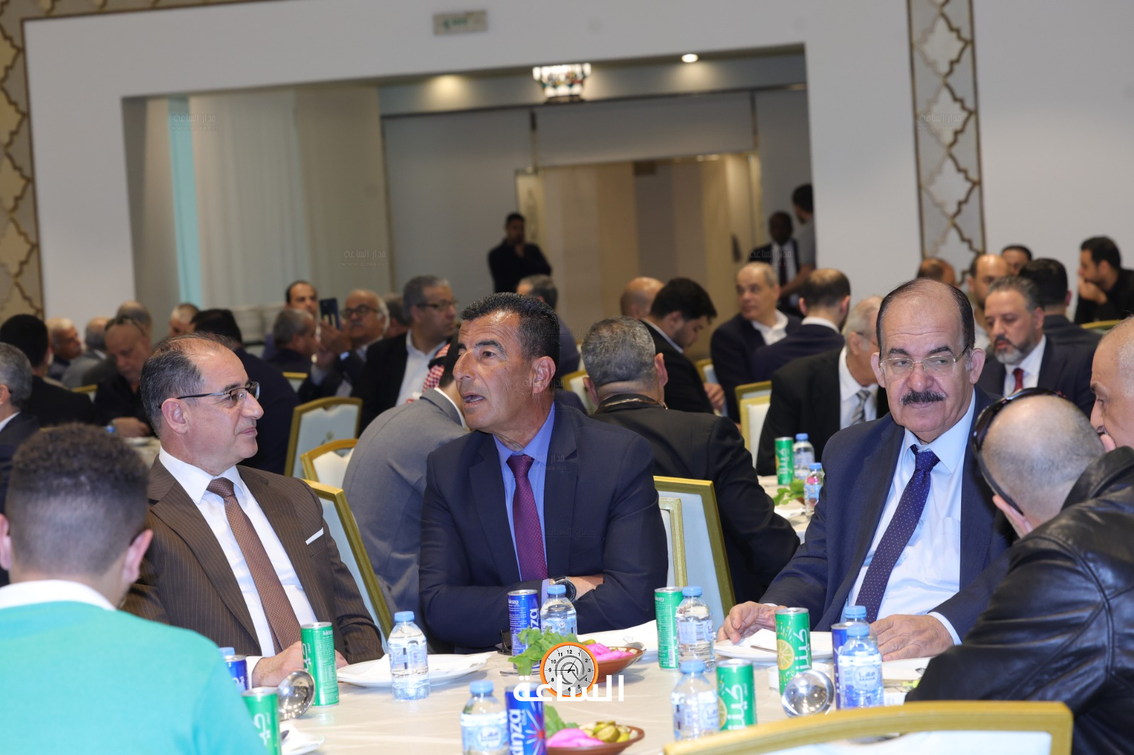 Madar Al-Saa Images 0.593305359081512