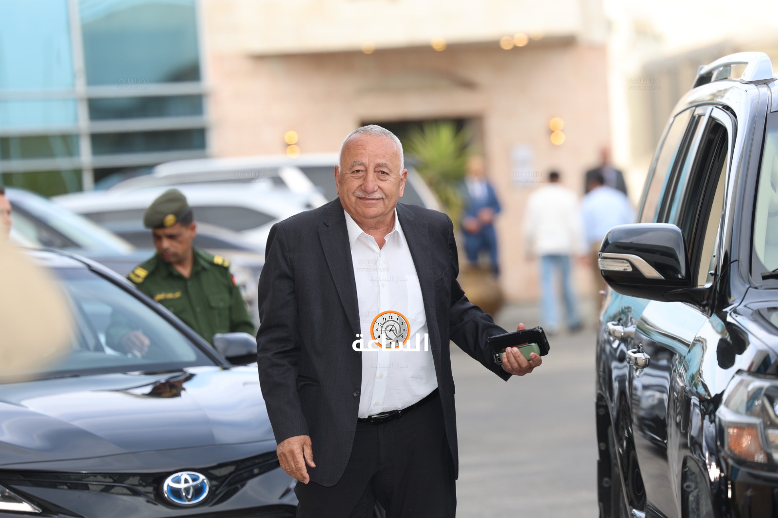 Madar Al-Saa Images 0.07072270526476387