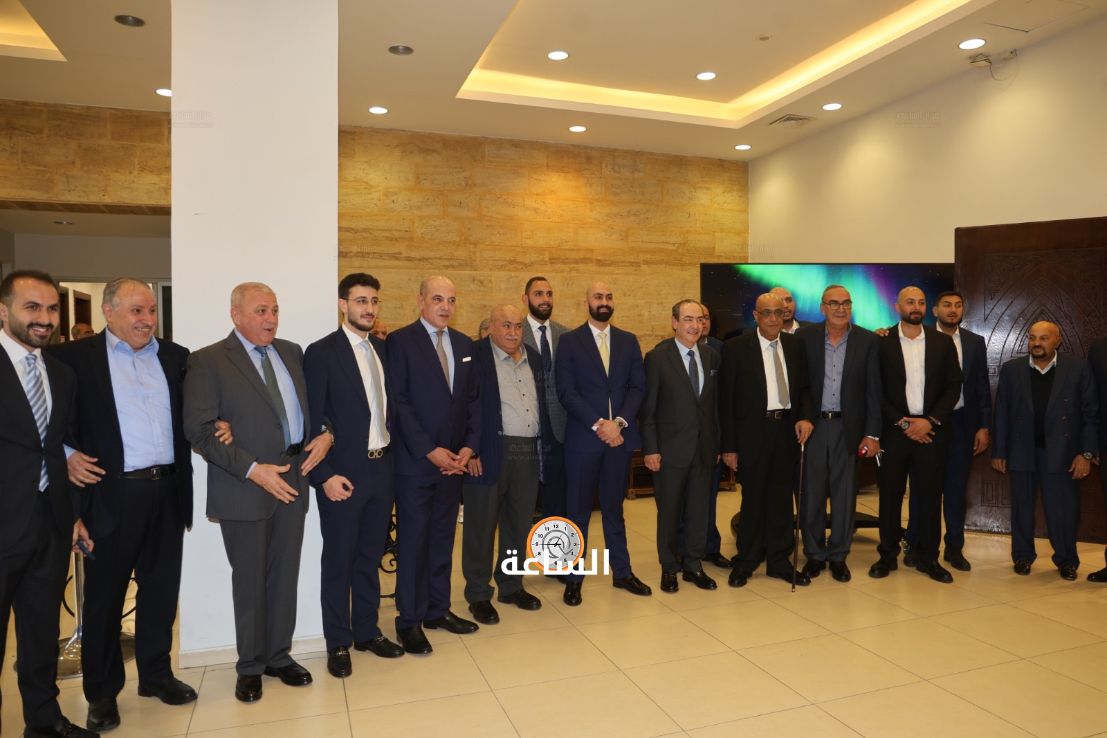 Madar Al-Saa Images 0.6208128745604465