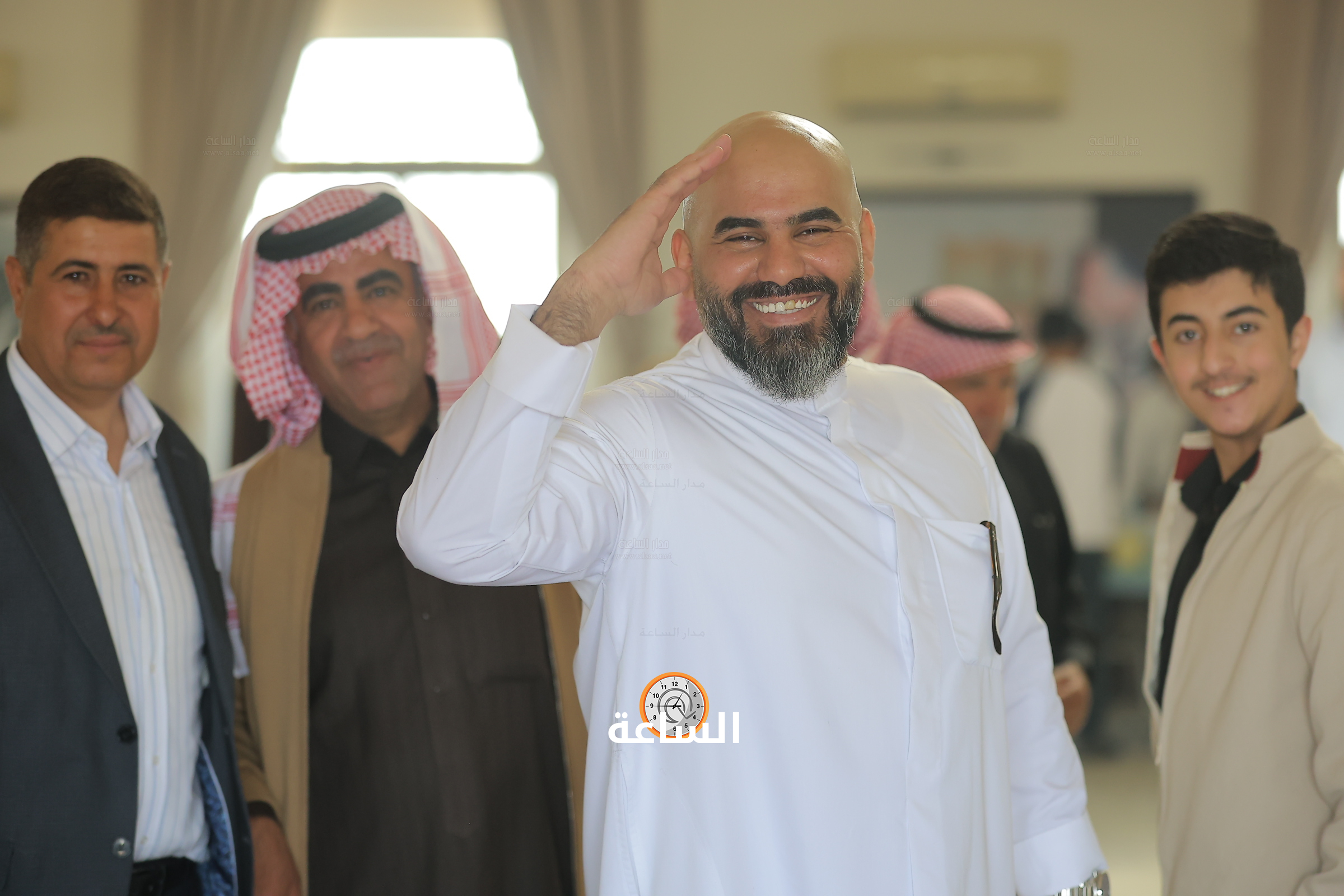 Madar Al-Saa Images 0.4464183280598669