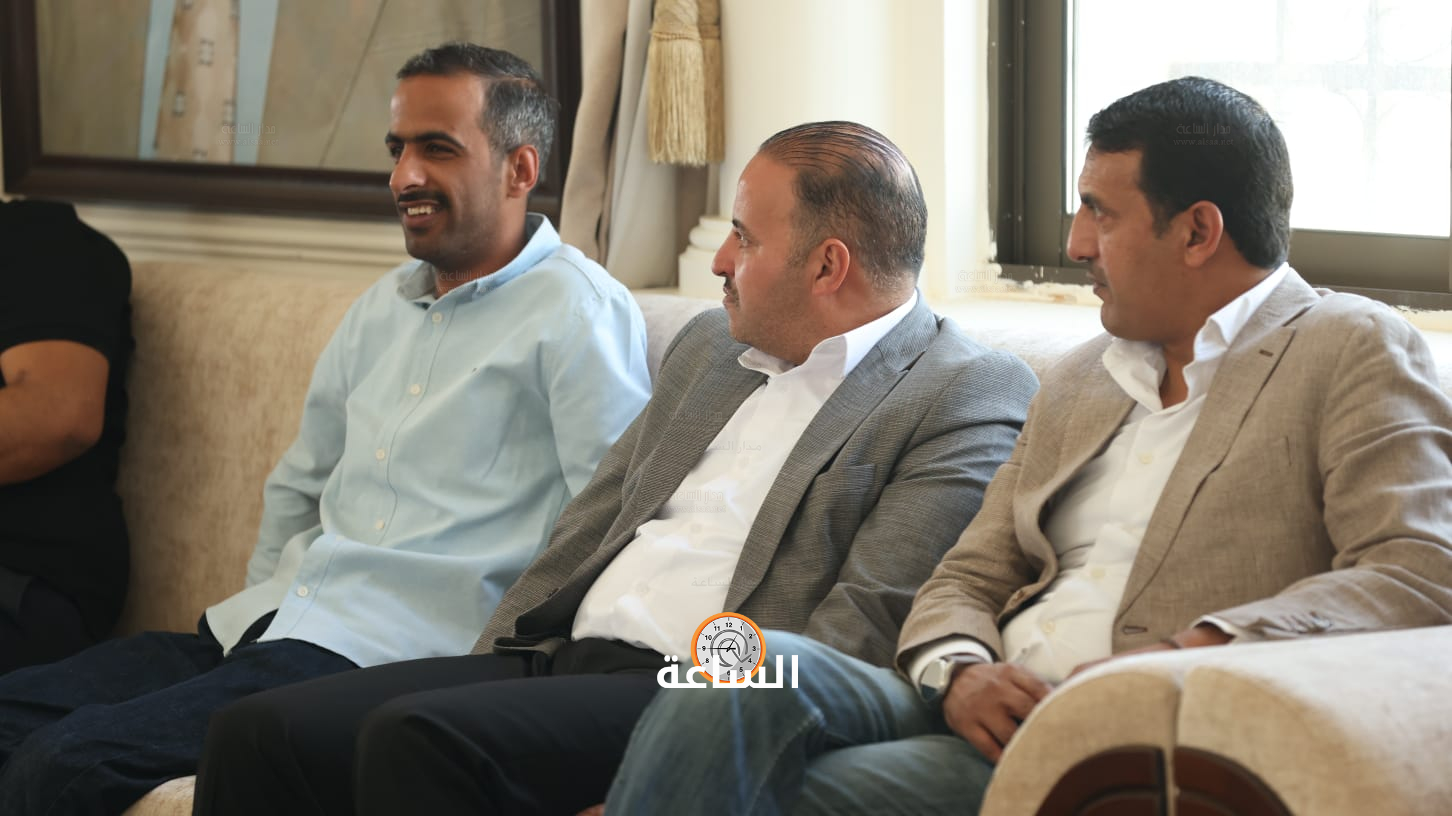 Madar Al-Saa Images 0.4811551530563841