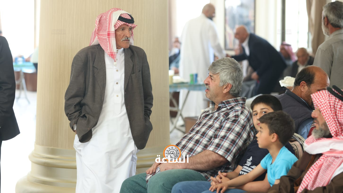 Madar Al-Saa Images 0.30901927170242216