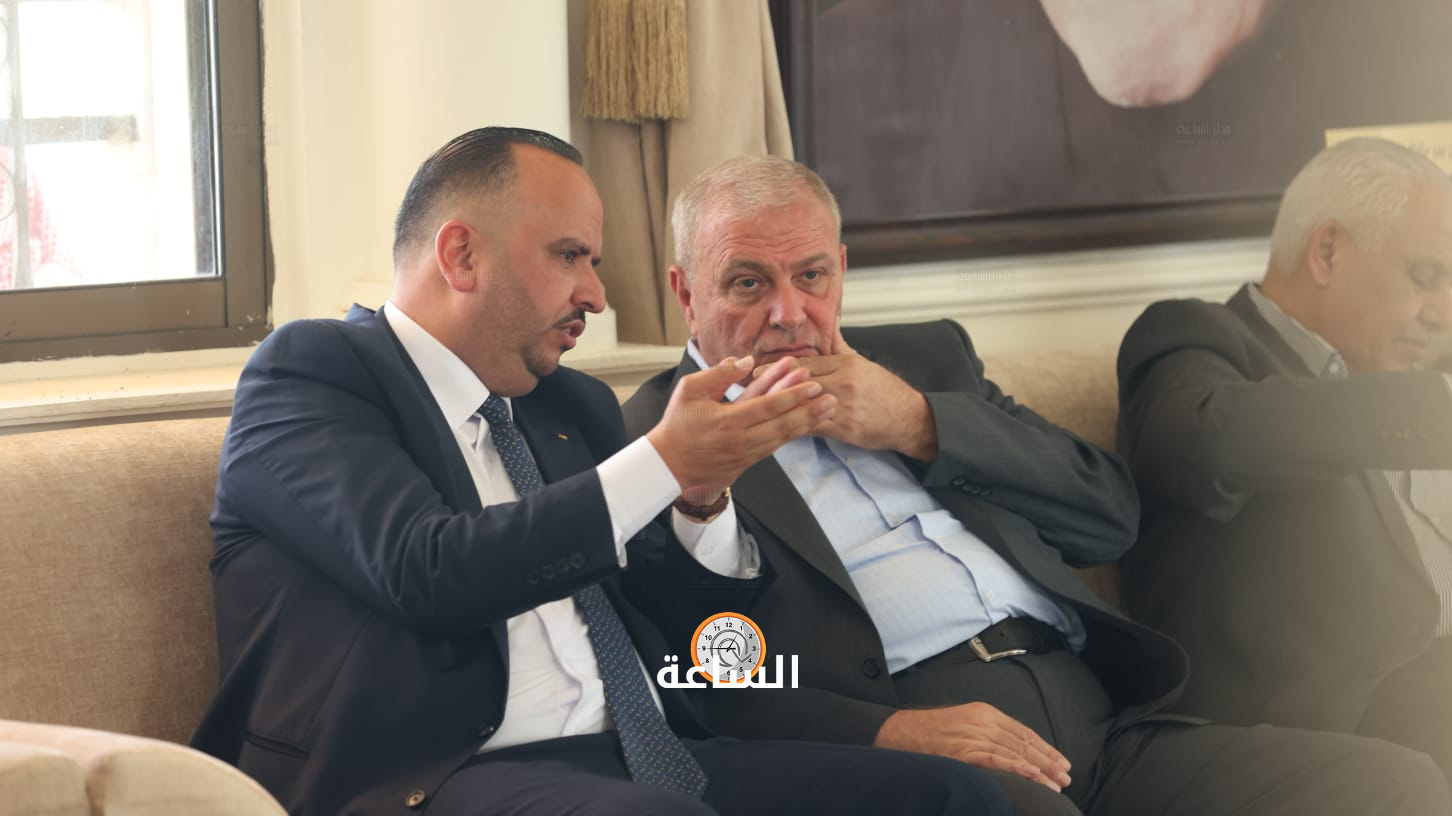 Madar Al-Saa Images 0.788931272572723