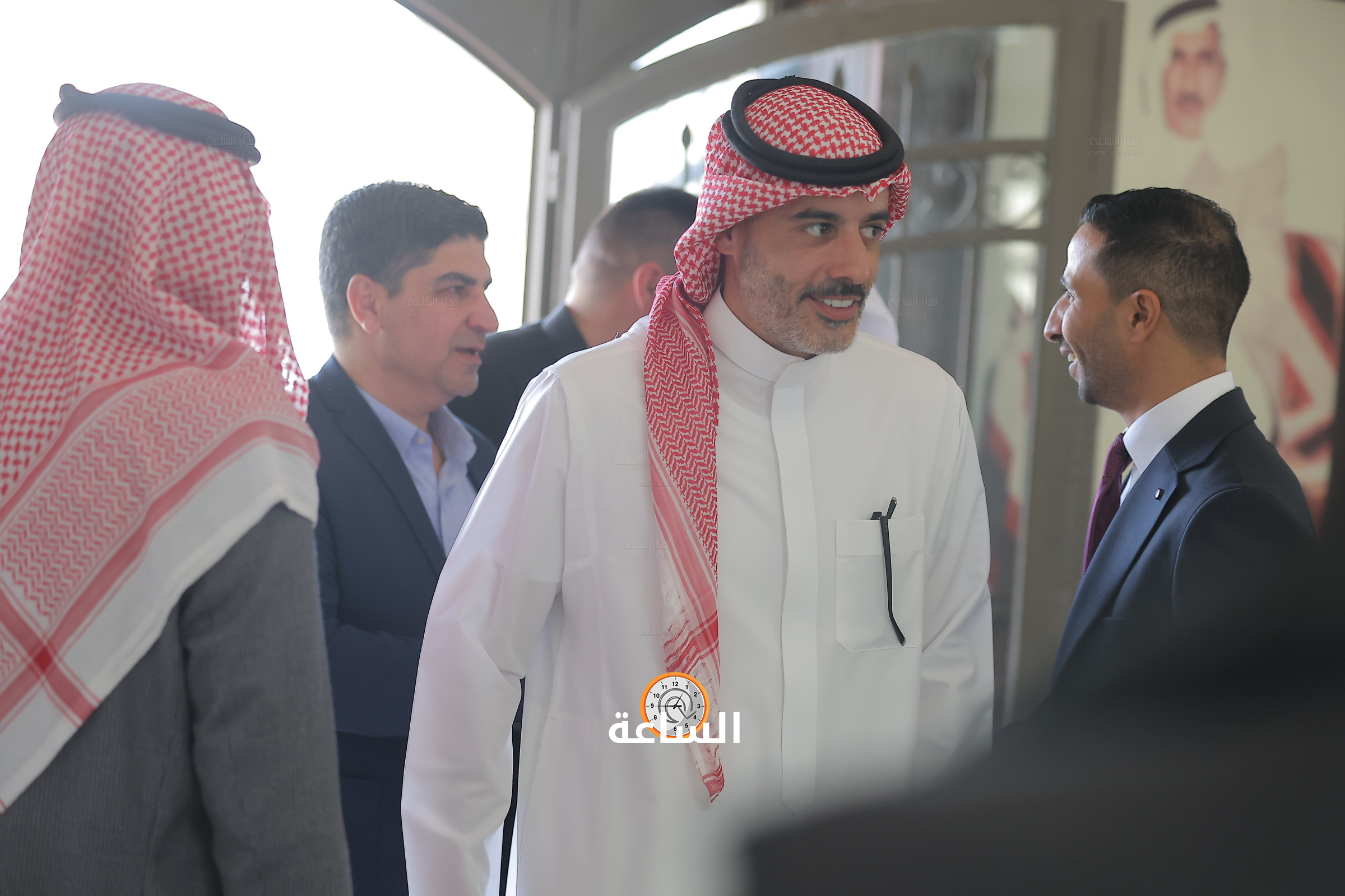 Madar Al-Saa Images 0.014781344562835086