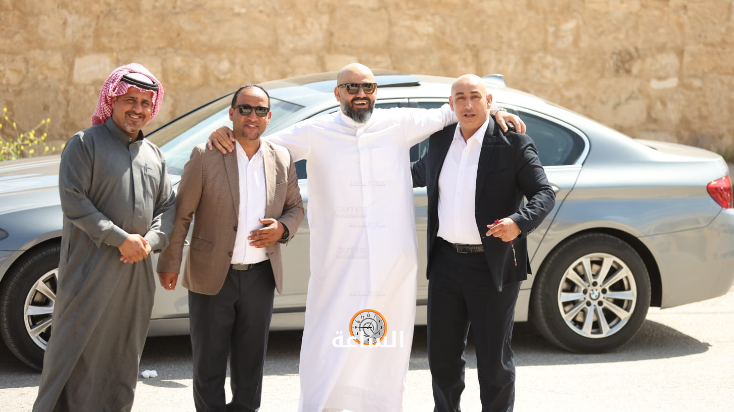 Madar Al-Saa Images 0.6832833951539704