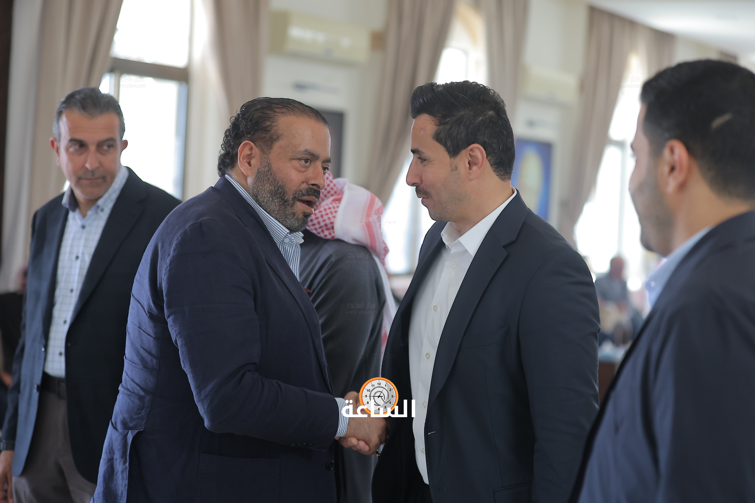 Madar Al-Saa Images 0.7960311710112211