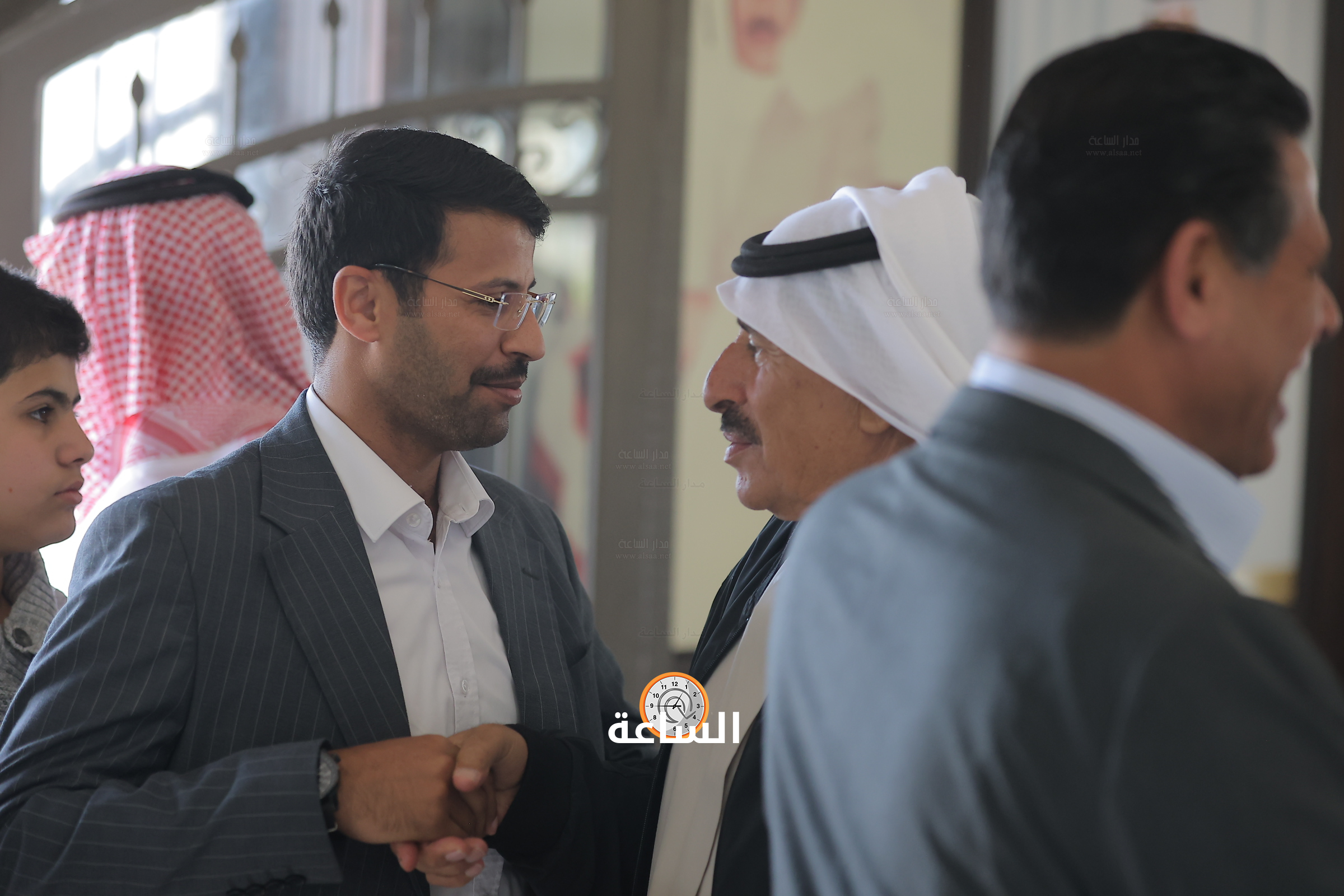 Madar Al-Saa Images 0.4404835922814804