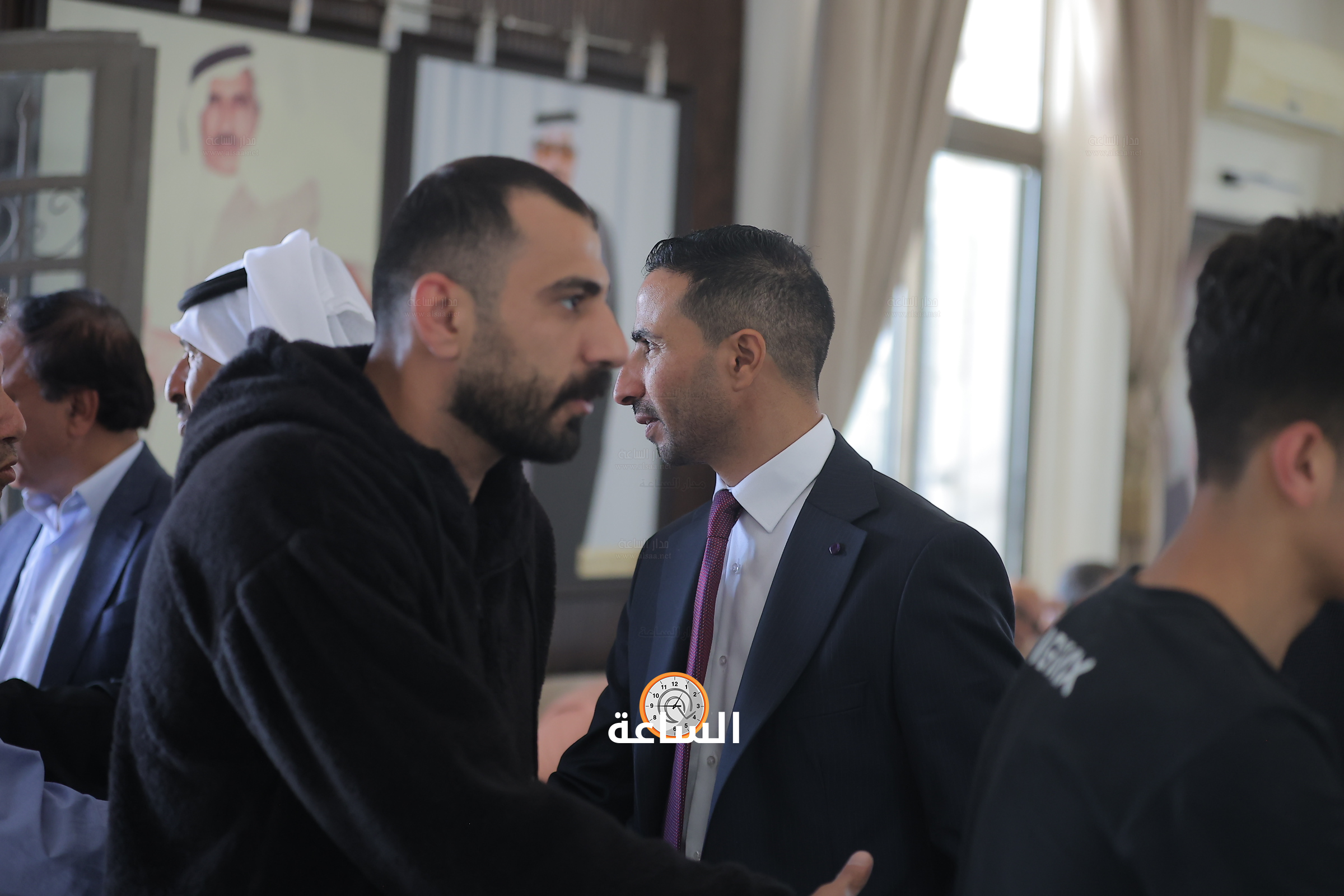 Madar Al-Saa Images 0.6860997844841796