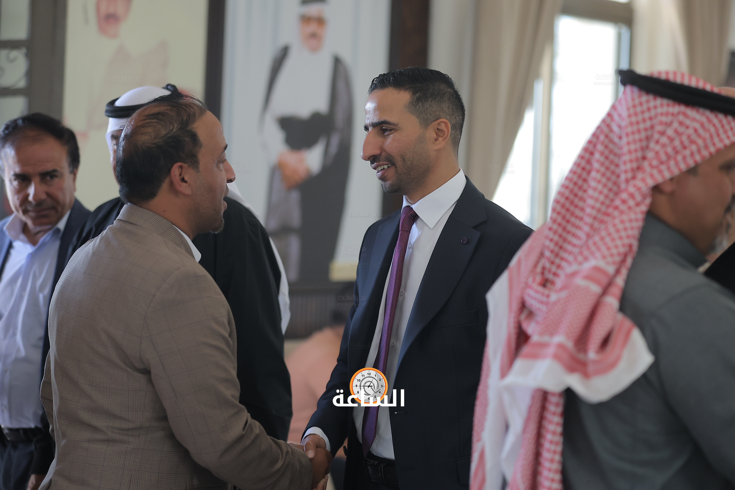 Madar Al-Saa Images 0.11123501838388017