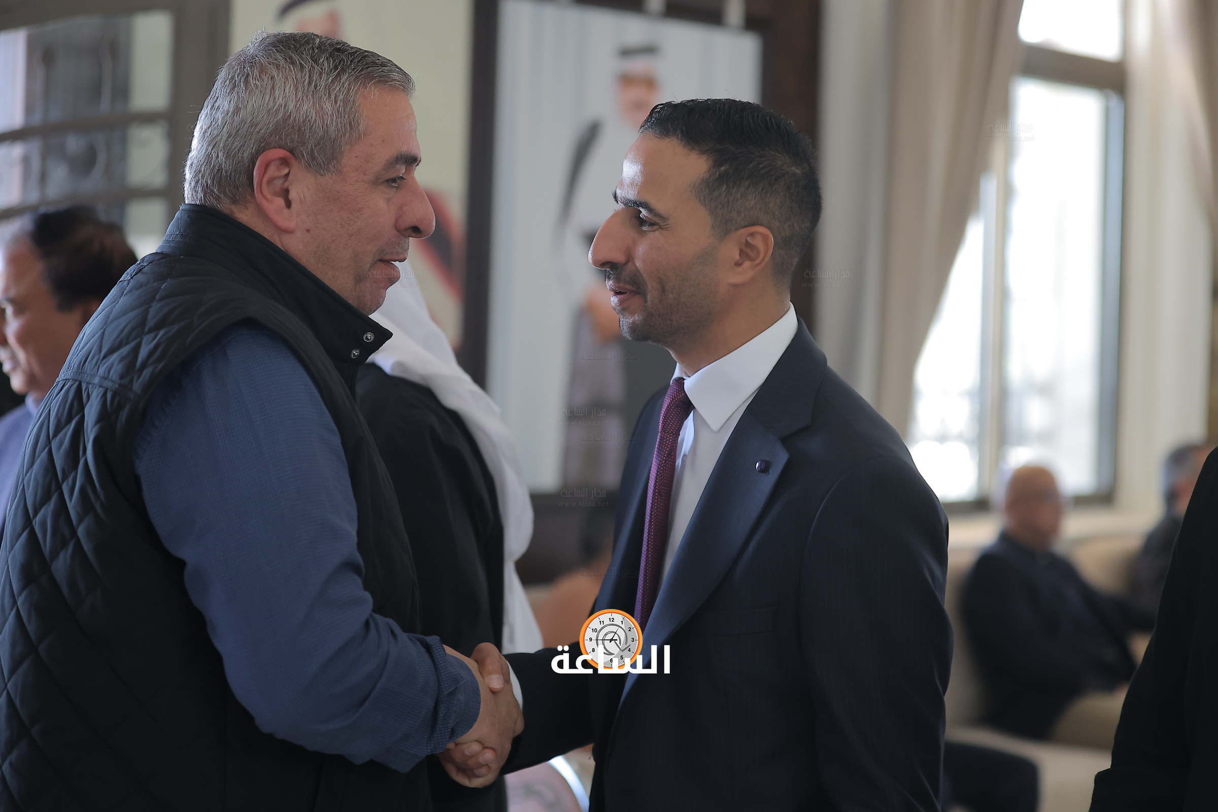 Madar Al-Saa Images 0.8882553176463648