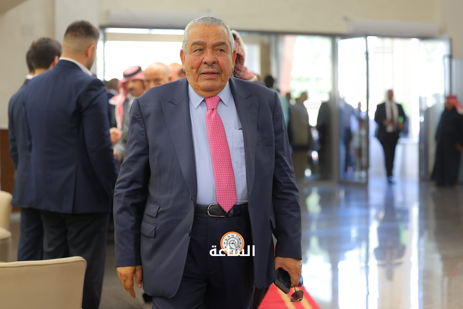 Madar Al-Saa Images 0.17599524873328465