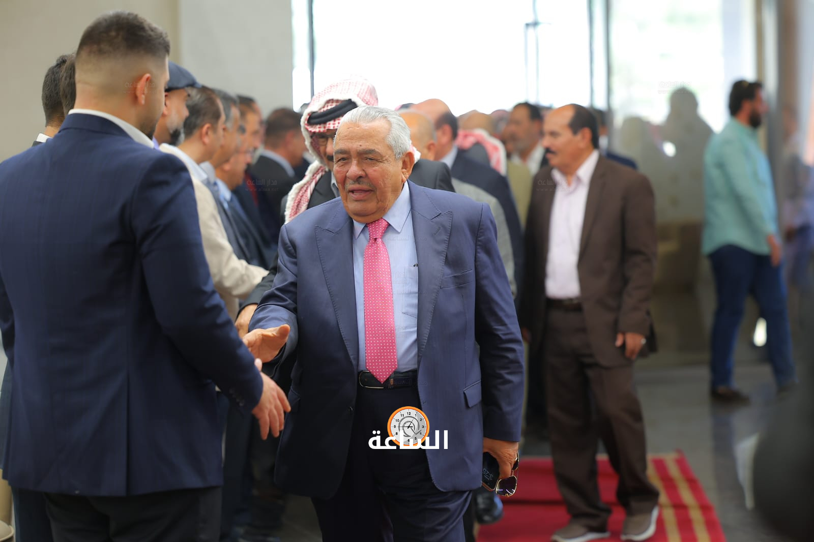 Madar Al-Saa Images 0.1496599348785197