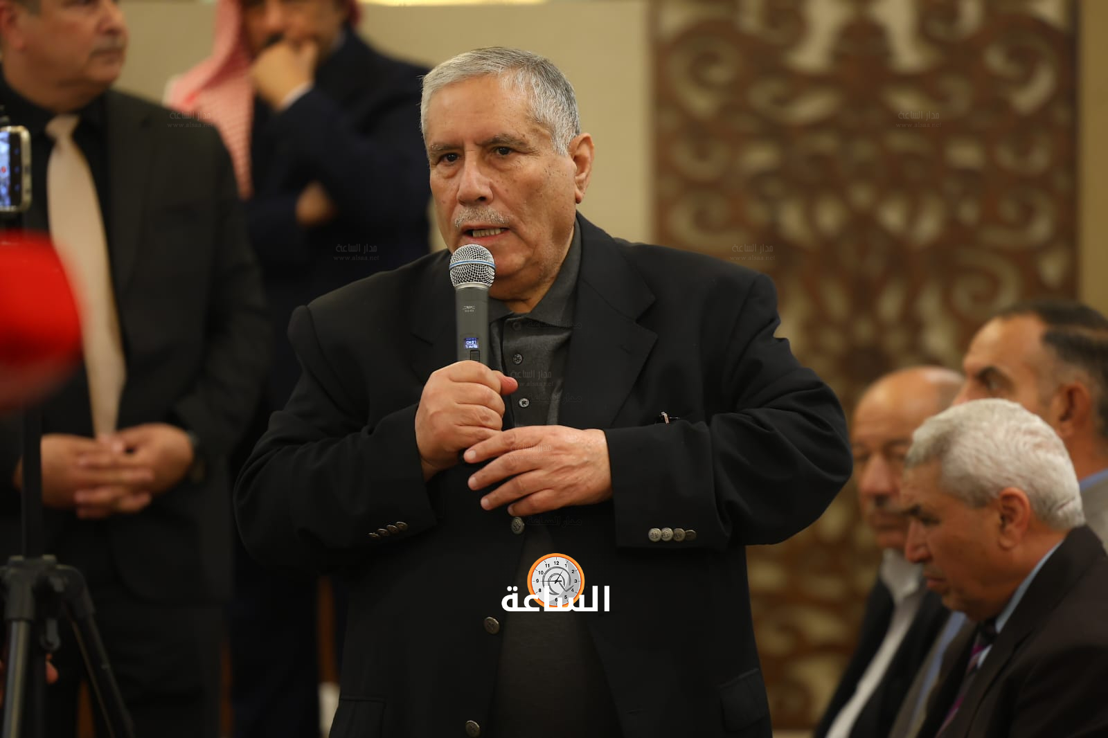 Madar Al-Saa Images 0.3159894477742039