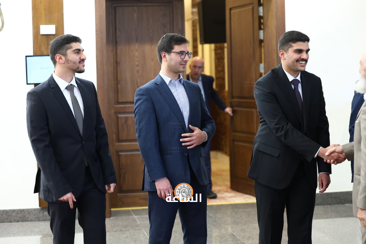 Madar Al-Saa Images 0.7984290546953691