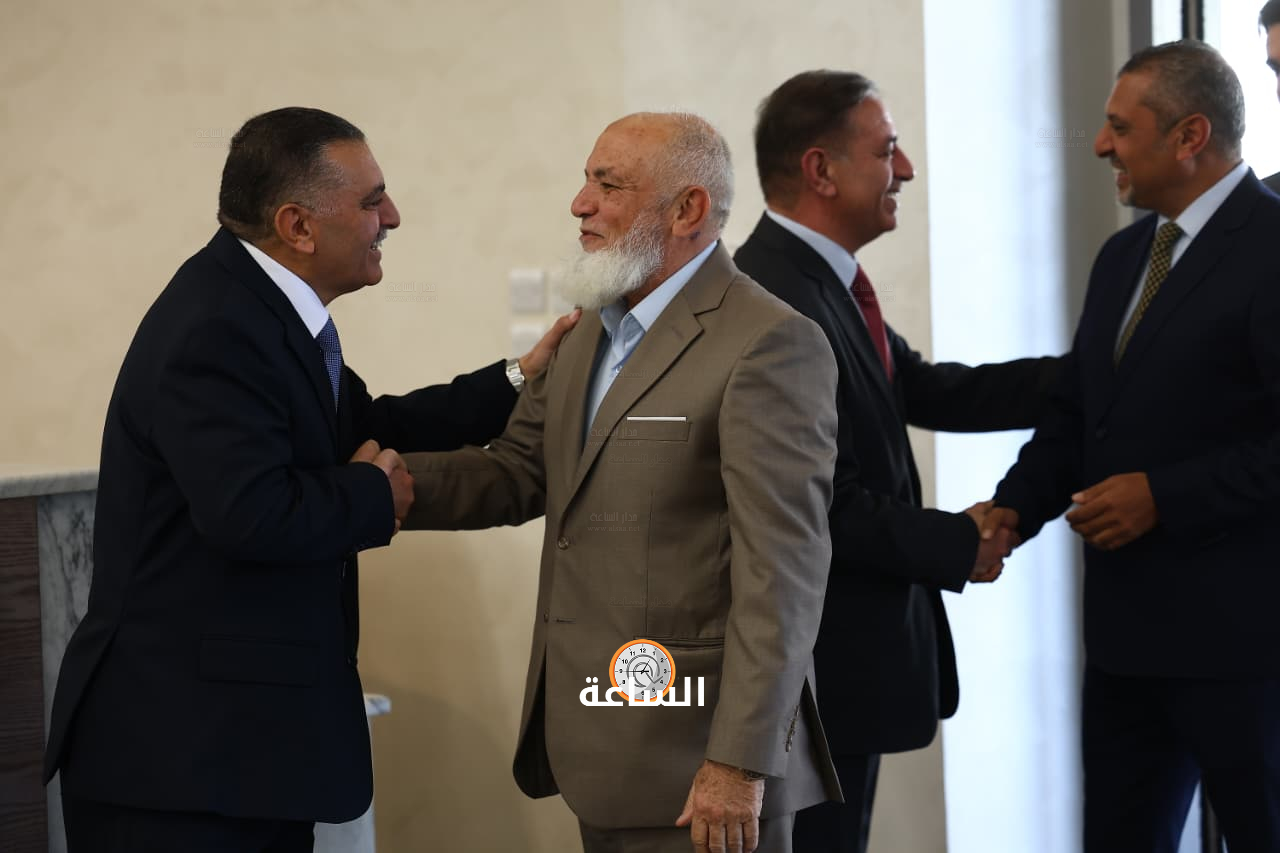 Madar Al-Saa Images 0.028148287222805823