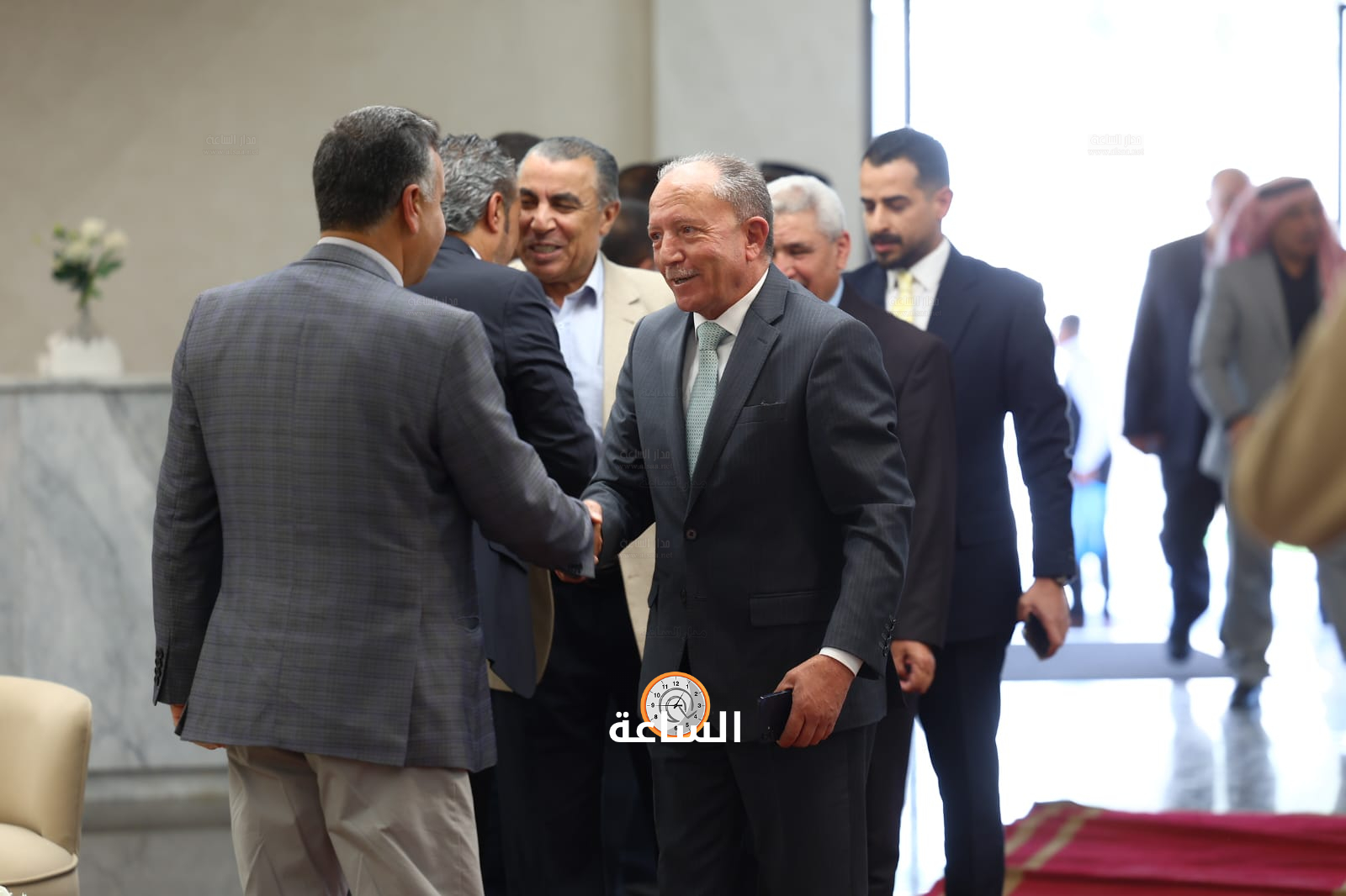 Madar Al-Saa Images 0.6216560290380159