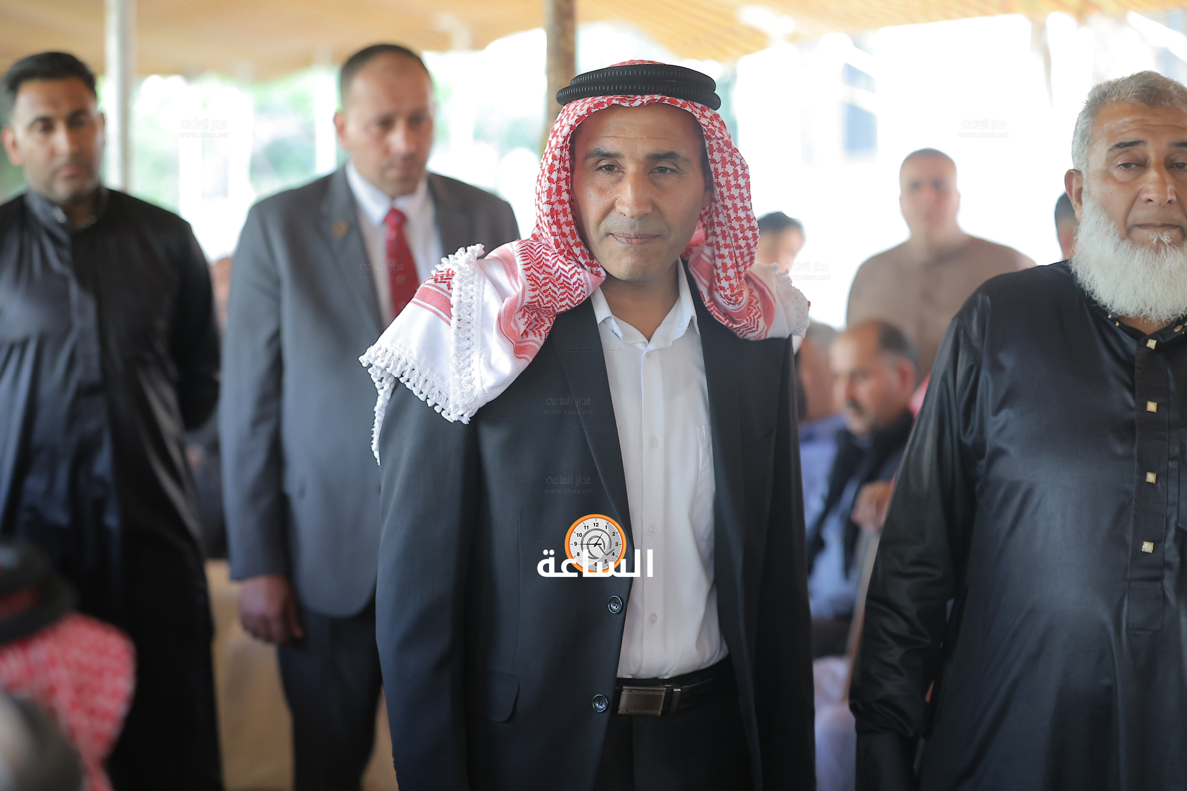 Madar Al-Saa Images 0.7953671406184707