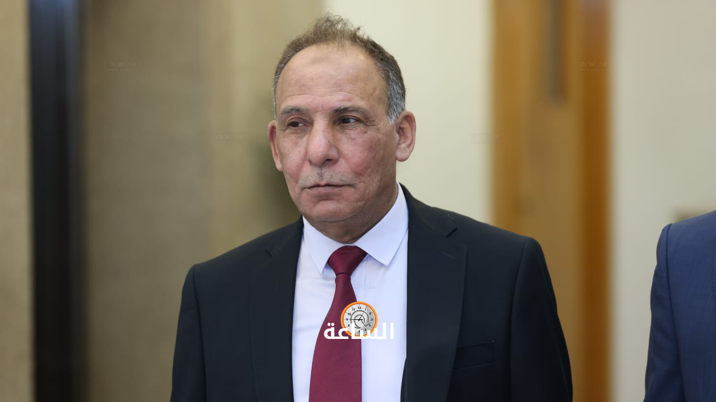 Madar Al-Saa Images 0.6901831685625485