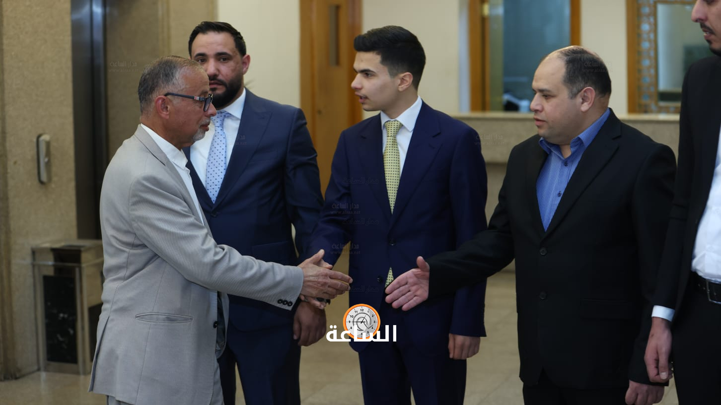 Madar Al-Saa Images 0.19808145156132007