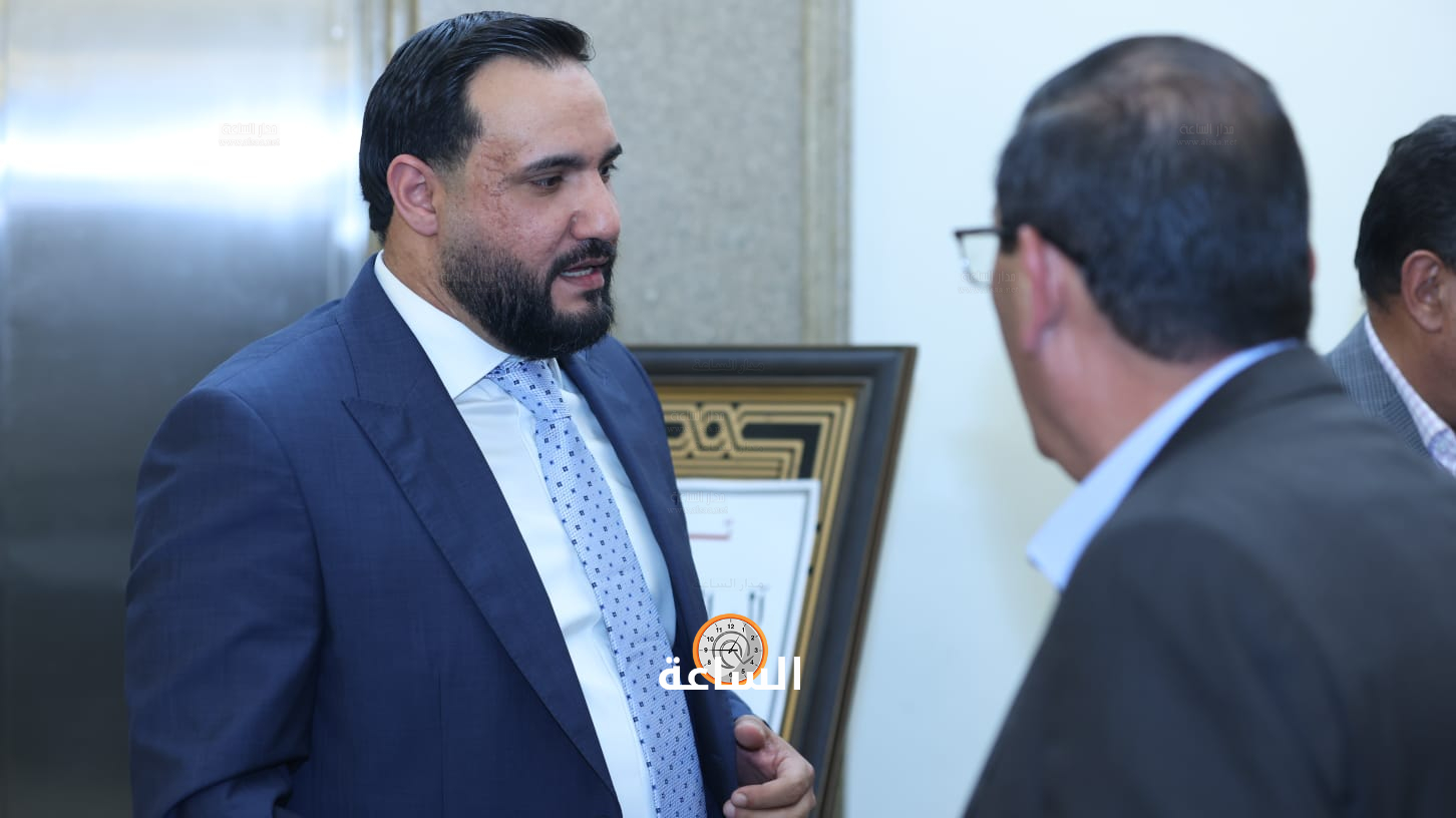 Madar Al-Saa Images 0.8840524321780302