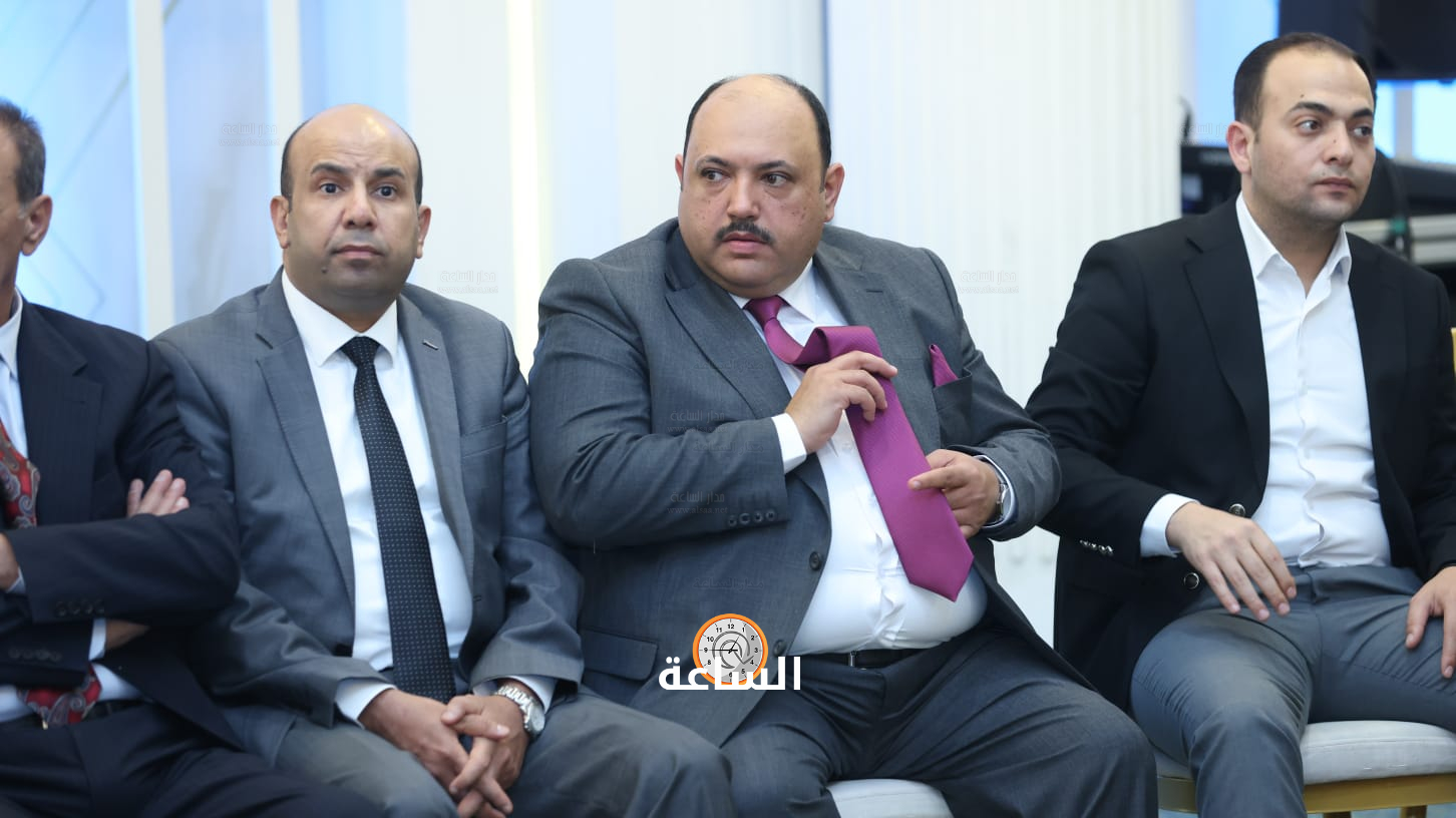 Madar Al-Saa Images 0.45330622665934384