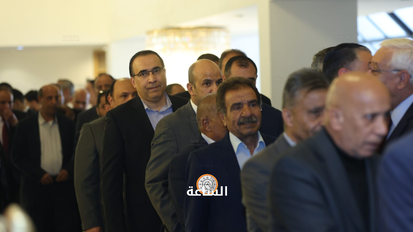 Madar Al-Saa Images 0.4408530982139065