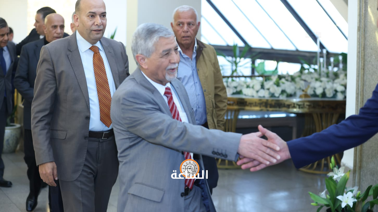 Madar Al-Saa Images 0.13050856689124868