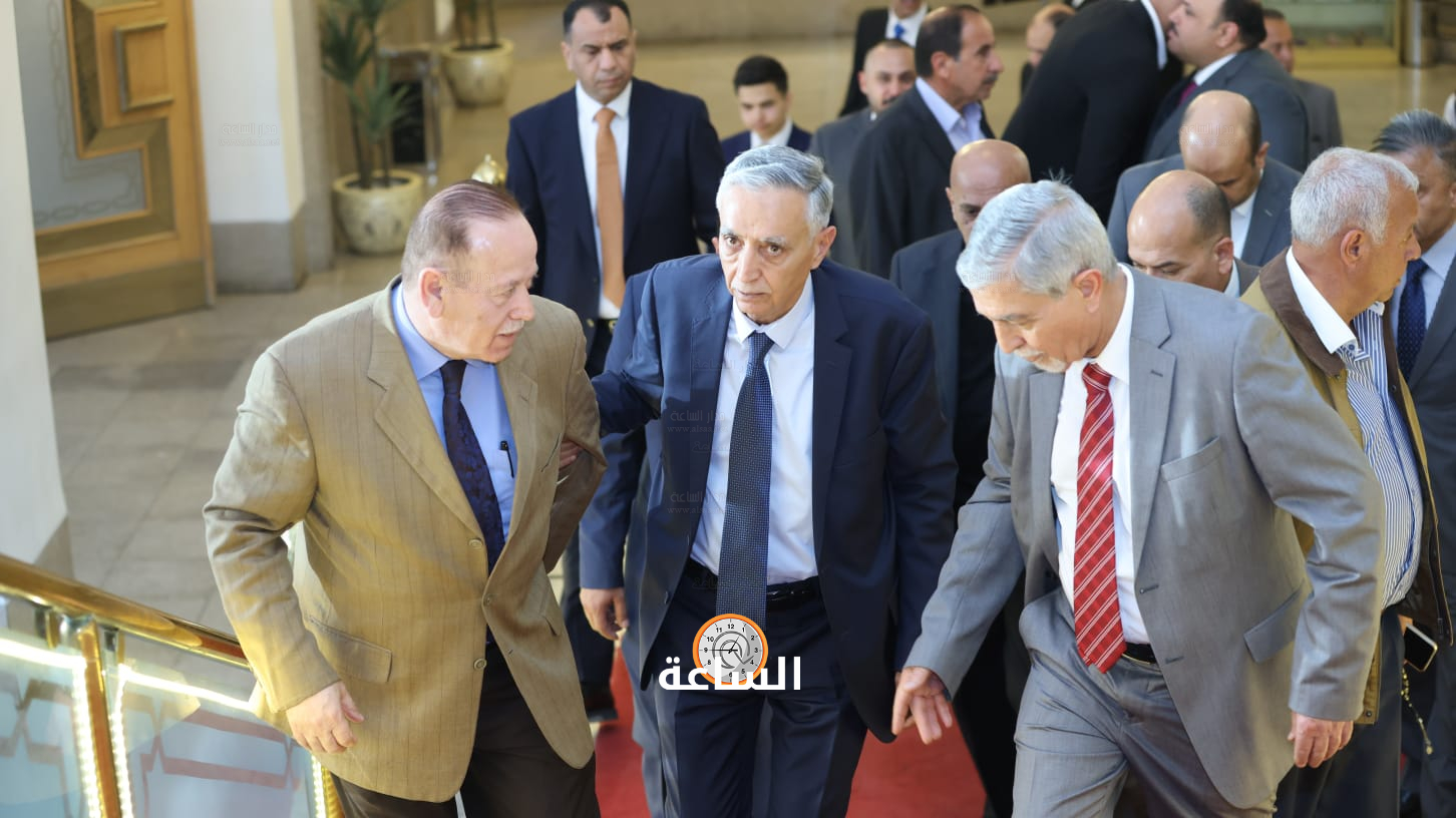 Madar Al-Saa Images 0.12219435863405648