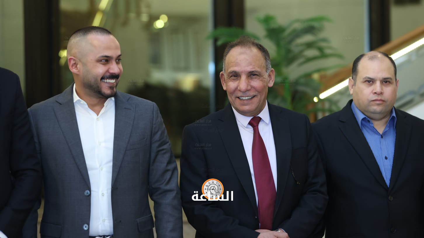 Madar Al-Saa Images 0.4492151091319596