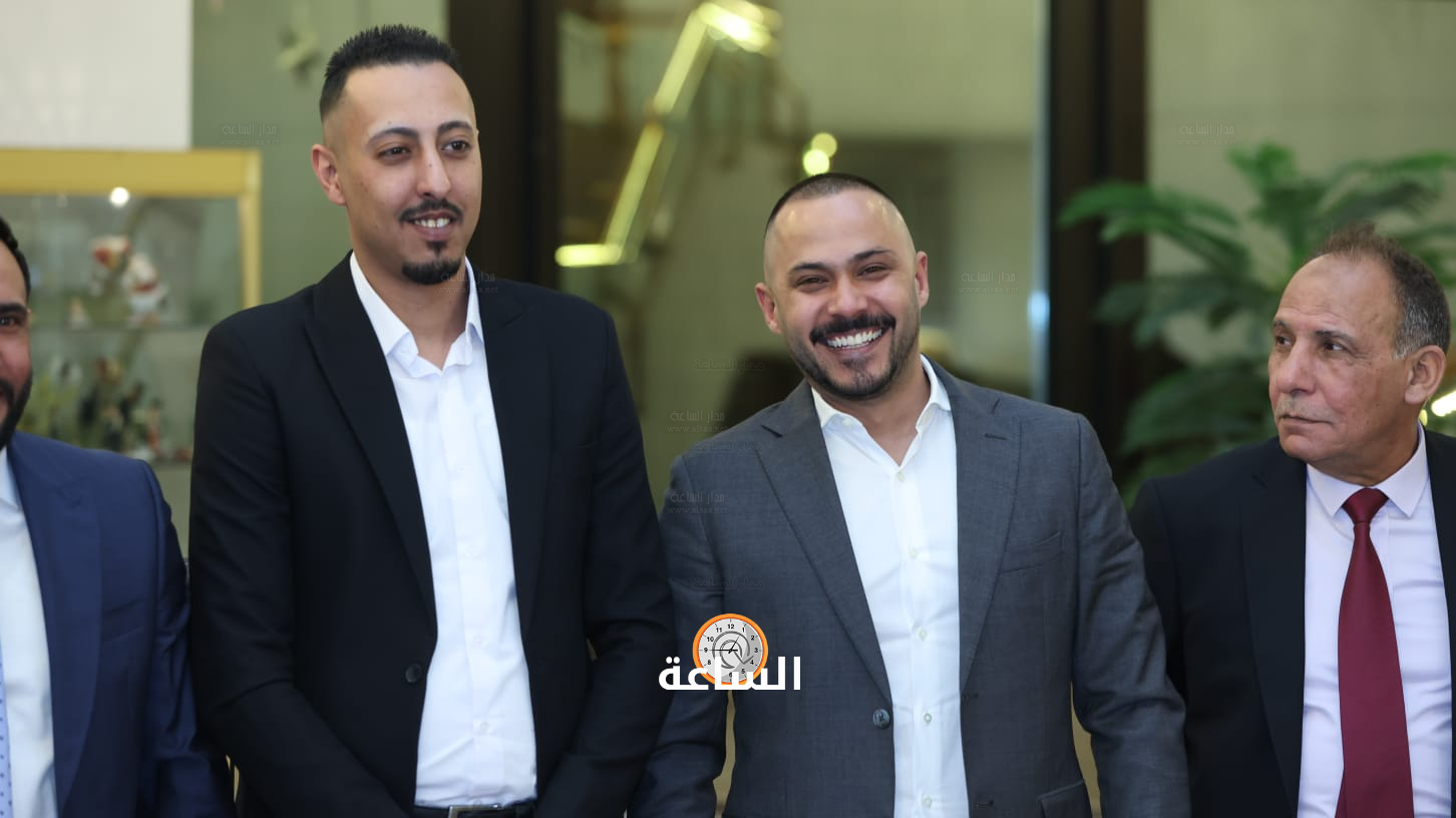 Madar Al-Saa Images 0.4487511105319616