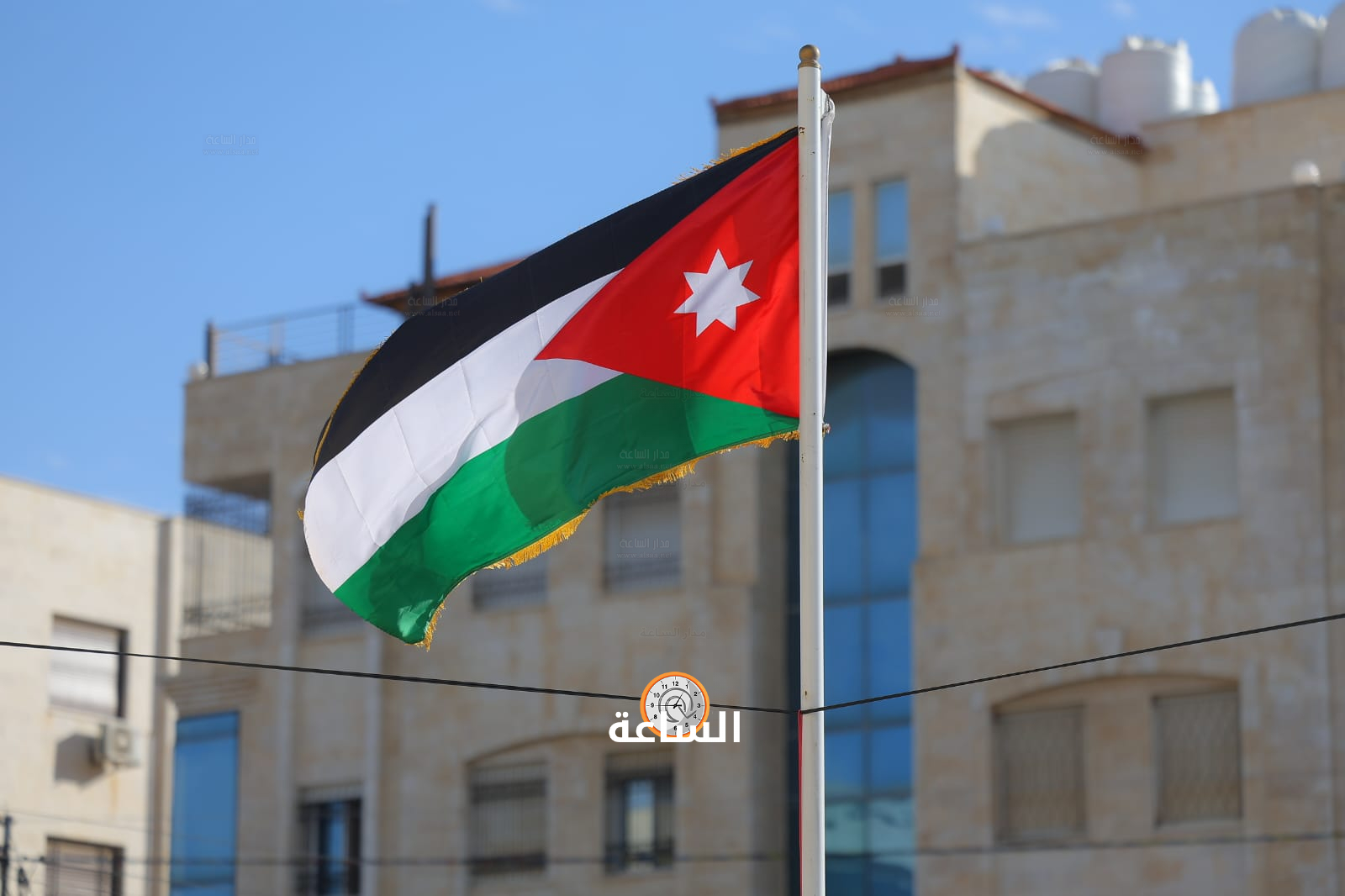 Madar Al-Saa Images 0.16353920617935658