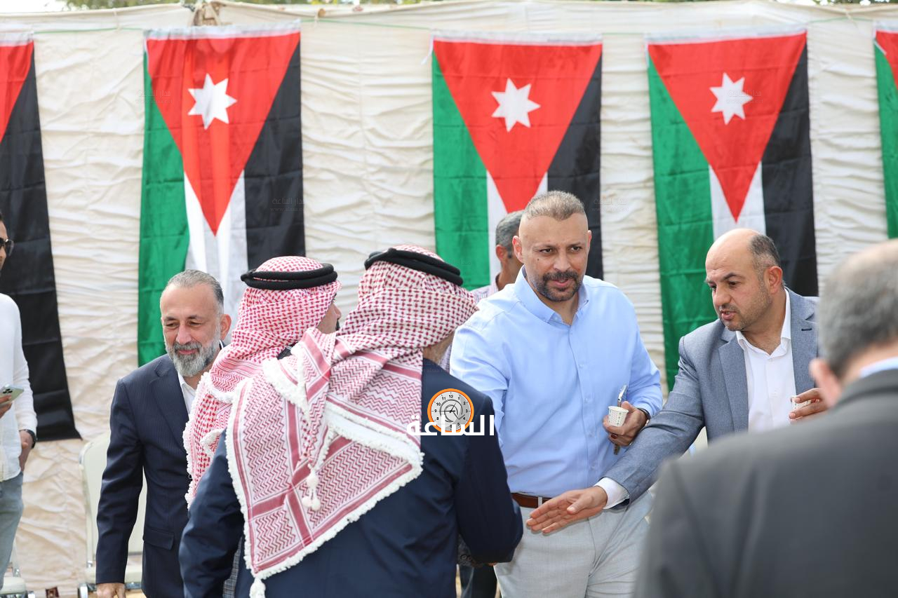 Madar Al-Saa Images 0.1065180750414163