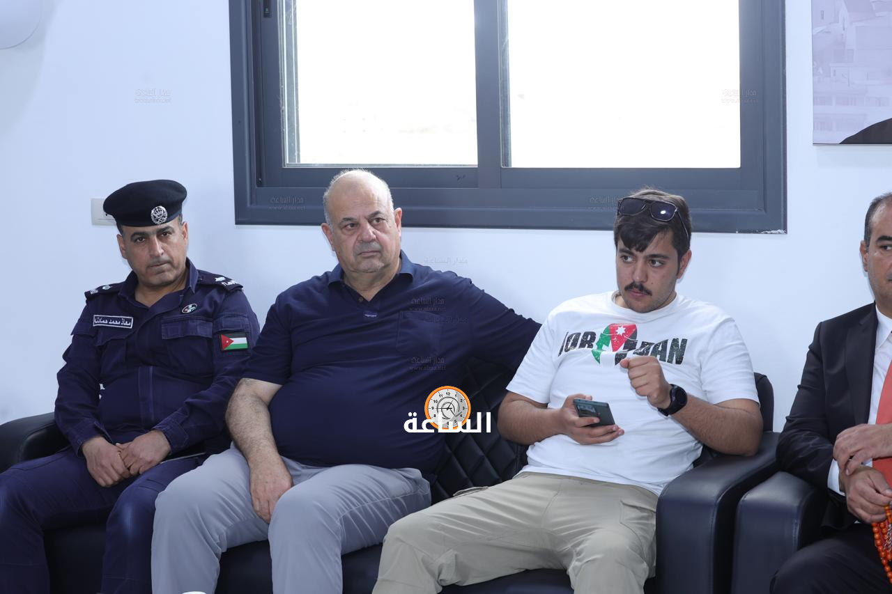 Madar Al-Saa Images 0.5123640031336957