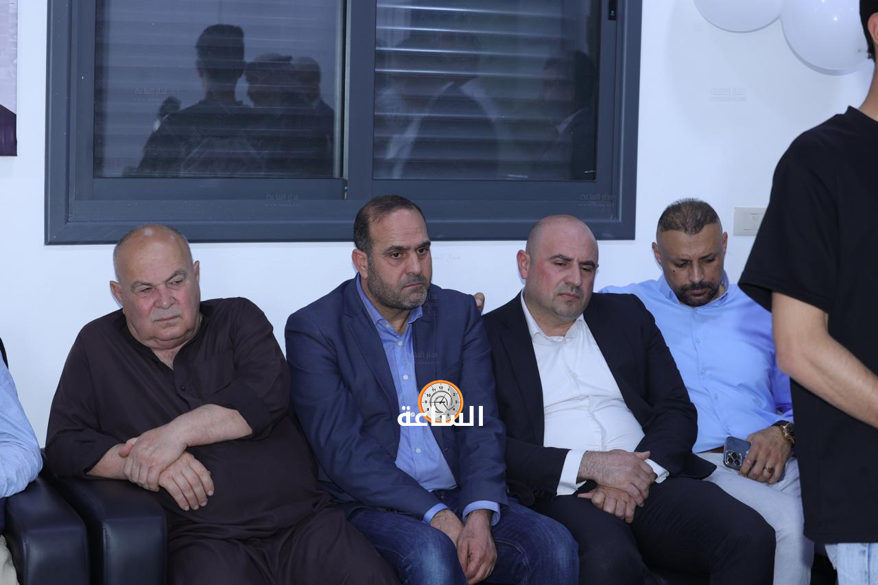 Madar Al-Saa Images 0.14563865742315063