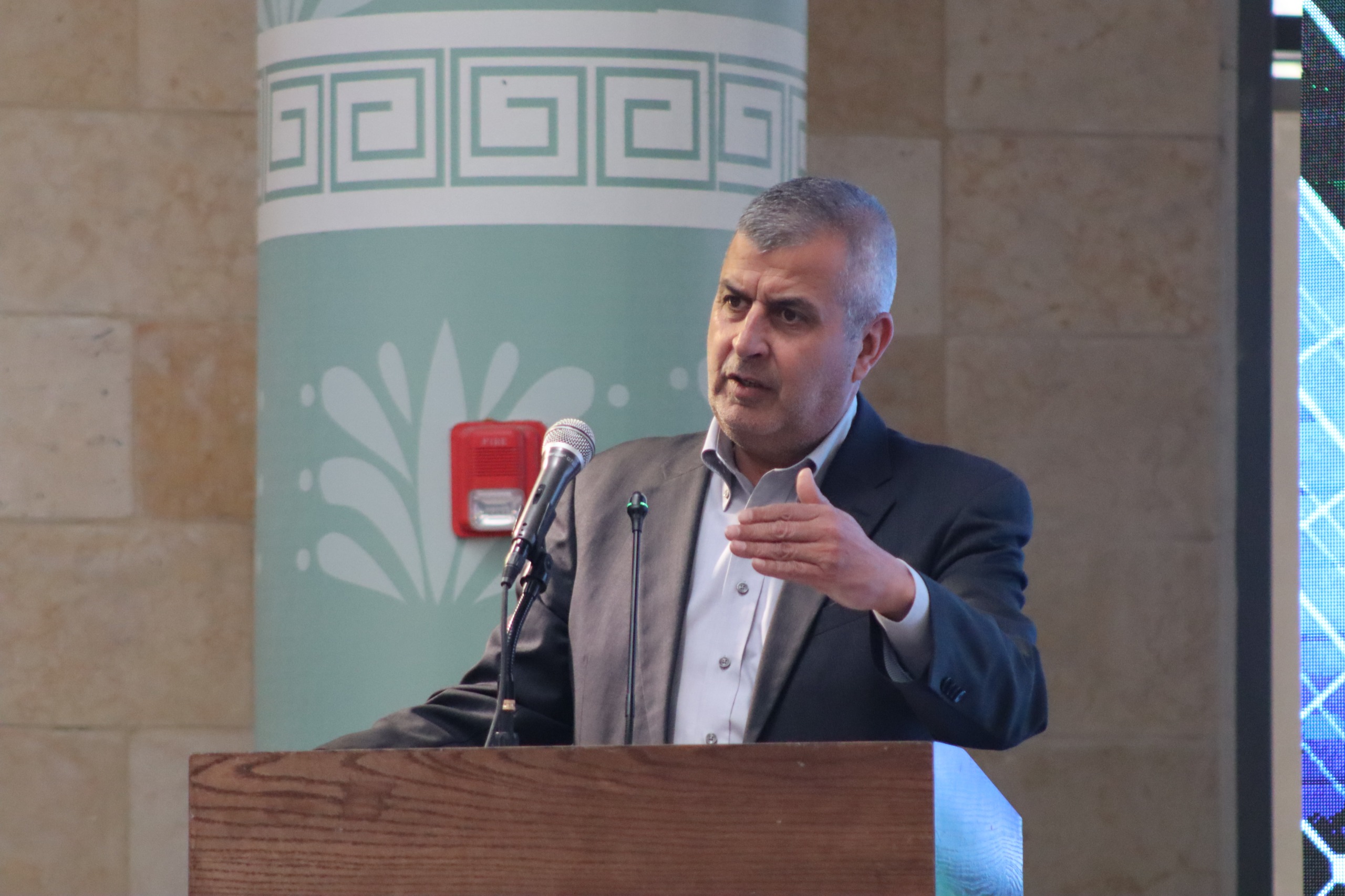 Madar Al-Saa Images 0.7326997237457248