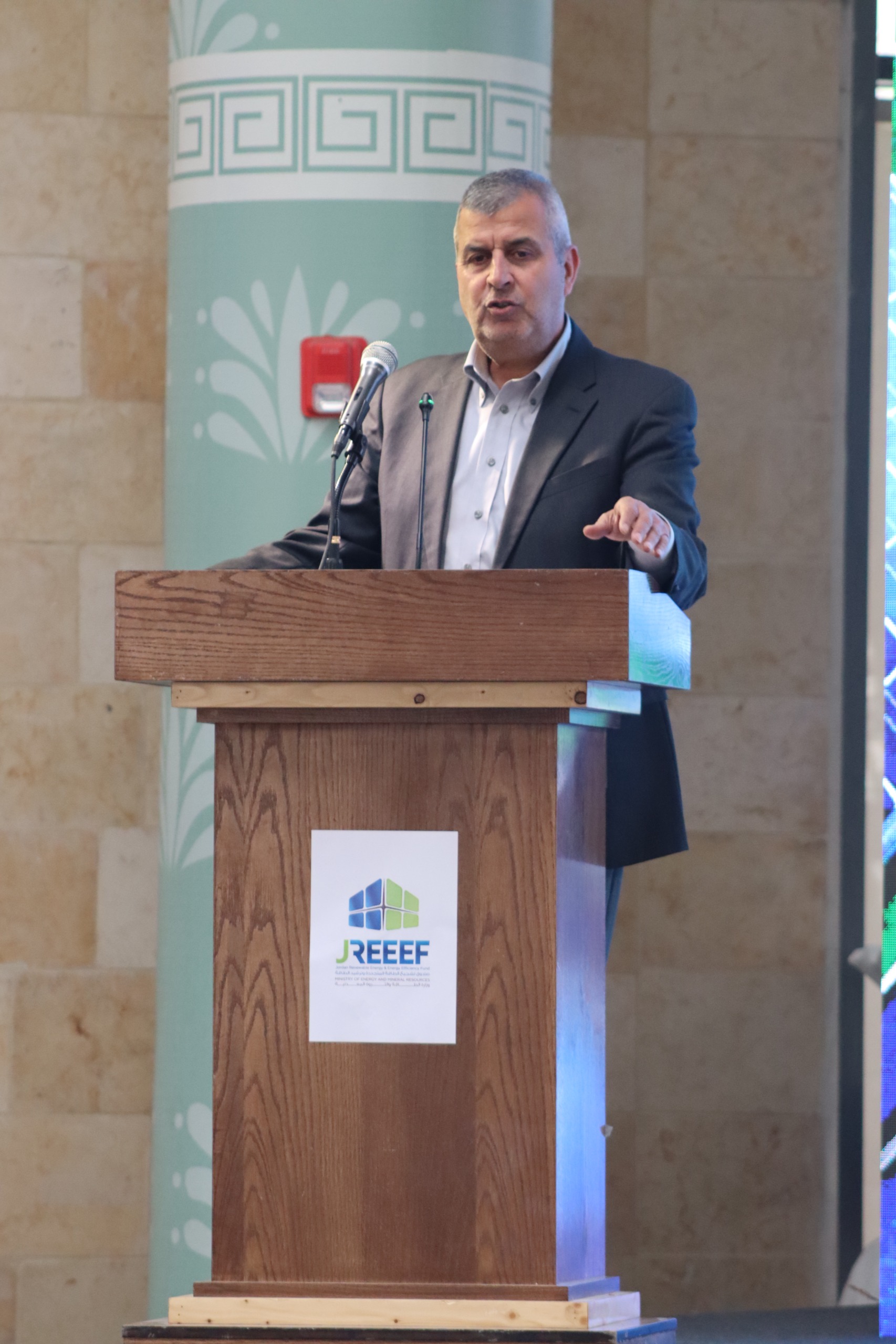 Madar Al-Saa Images 0.5481671874546198