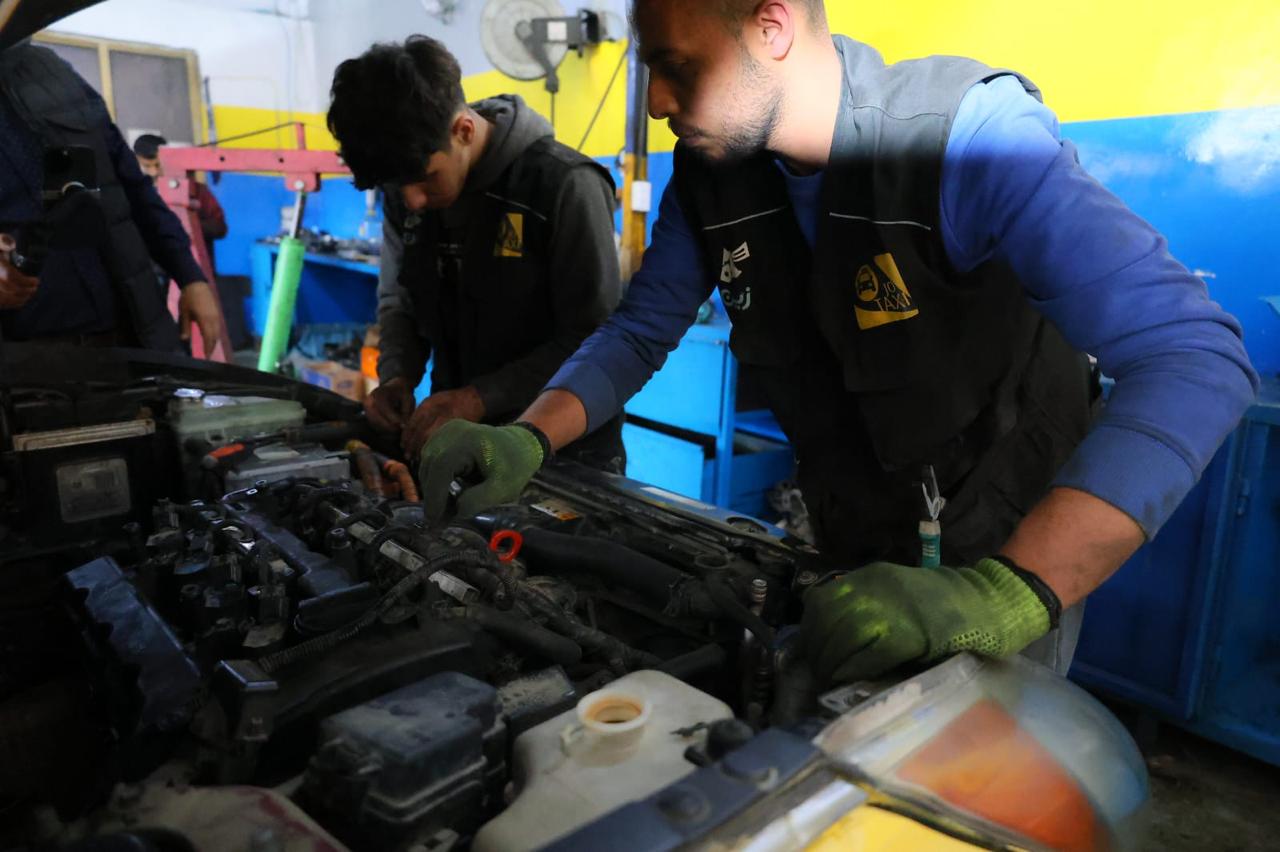 Madar Al-Saa Images 0.8885256540693884