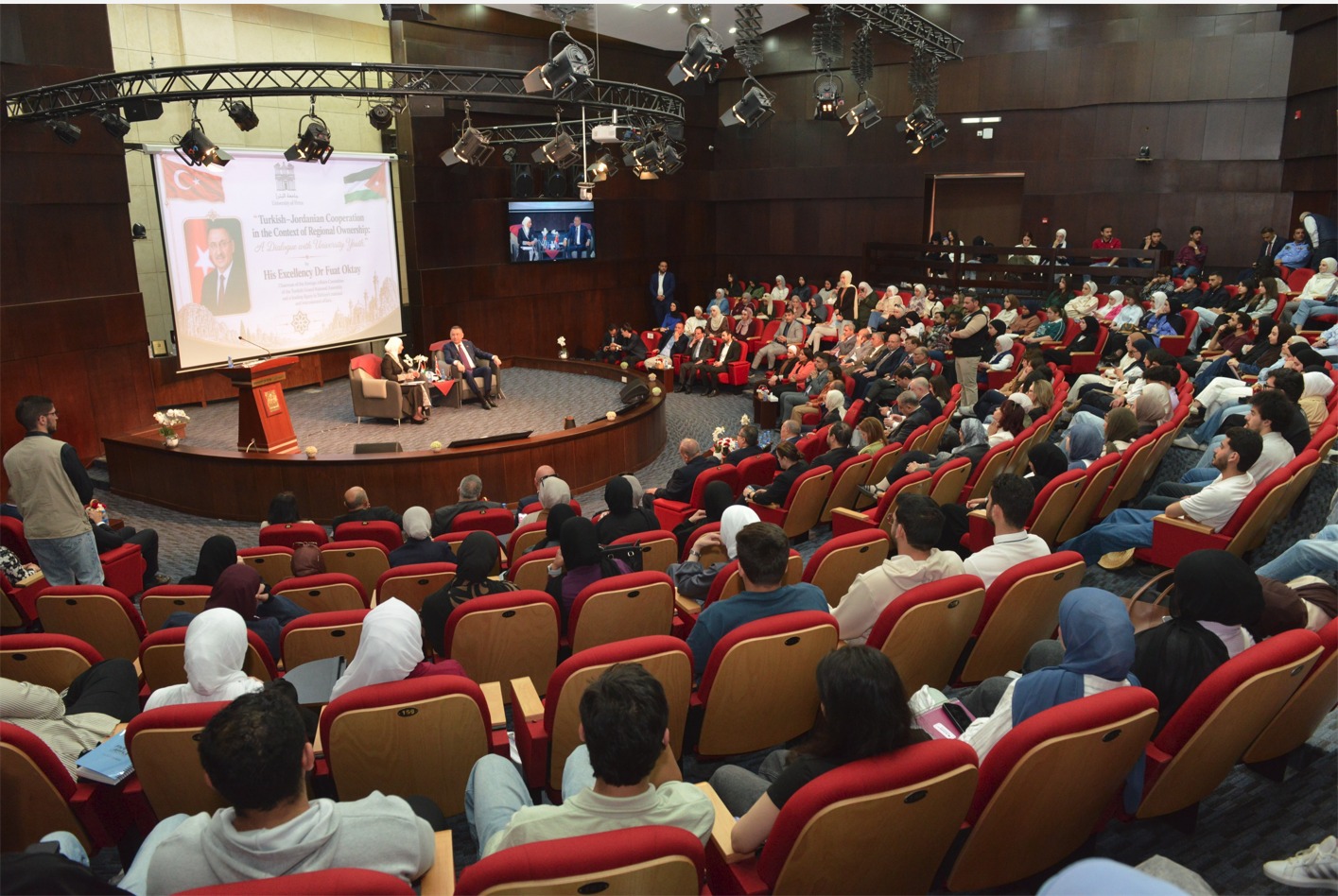 Madar Al-Saa Images 0.631049725534975